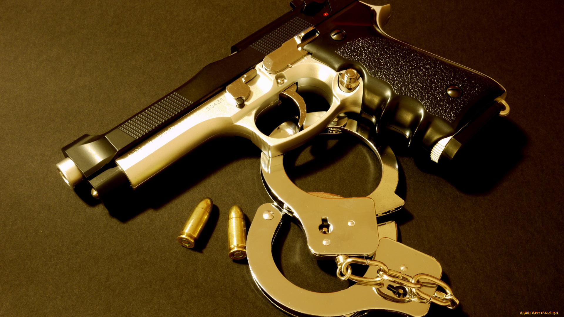 оружие, пистолеты, пистолет, наручники, пули