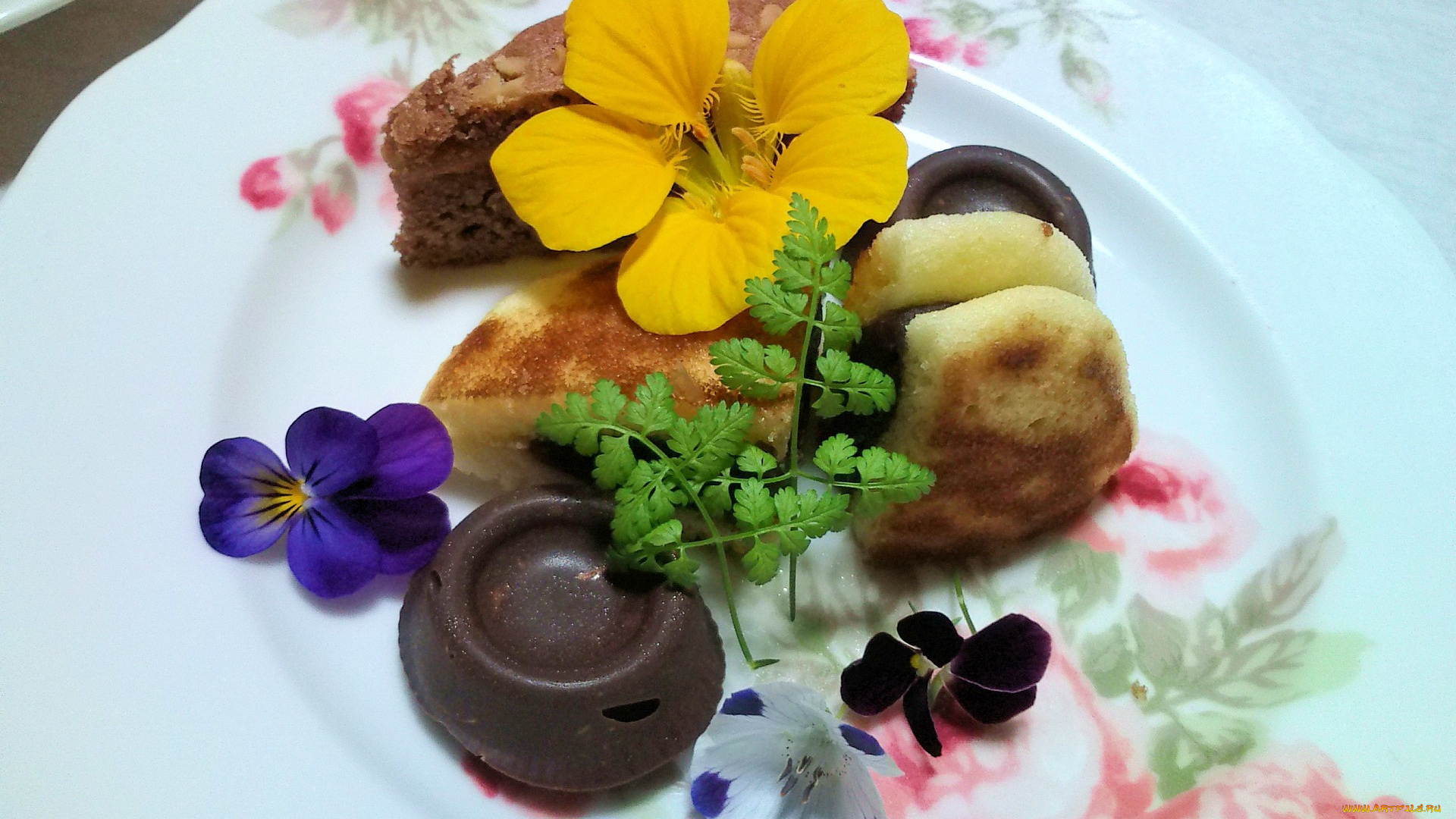 еда, разное, кекс, шоколад, цветы