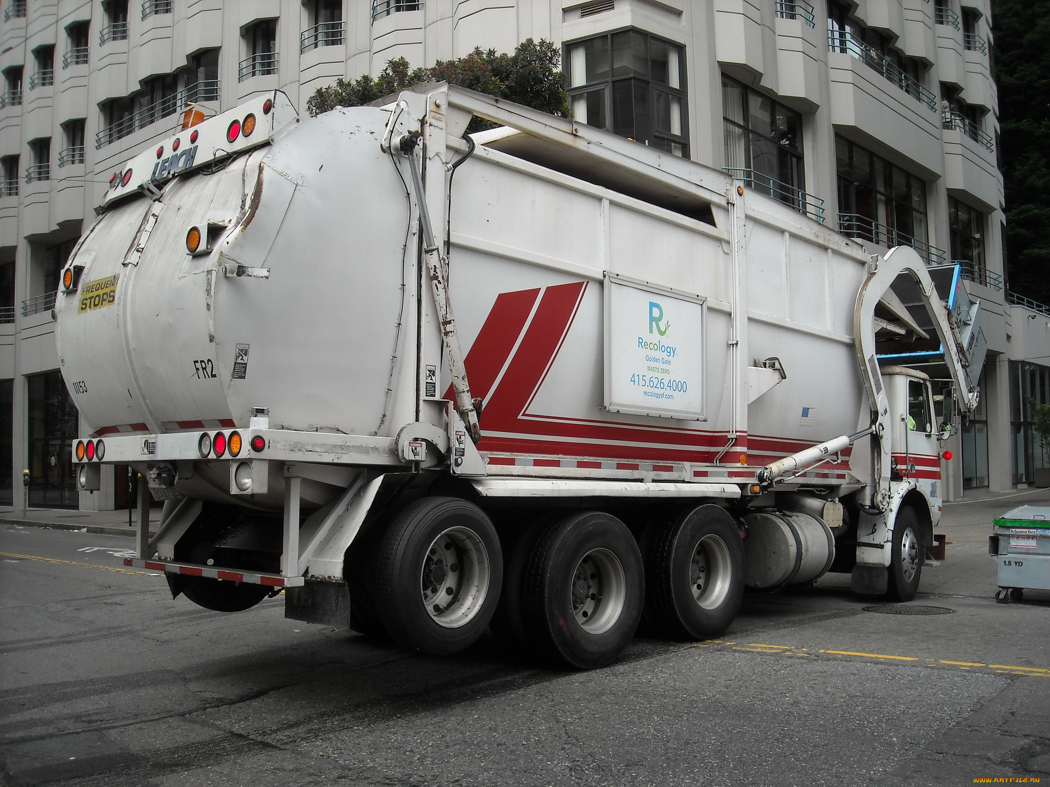 автомобили, мусоровозы, мусорщик