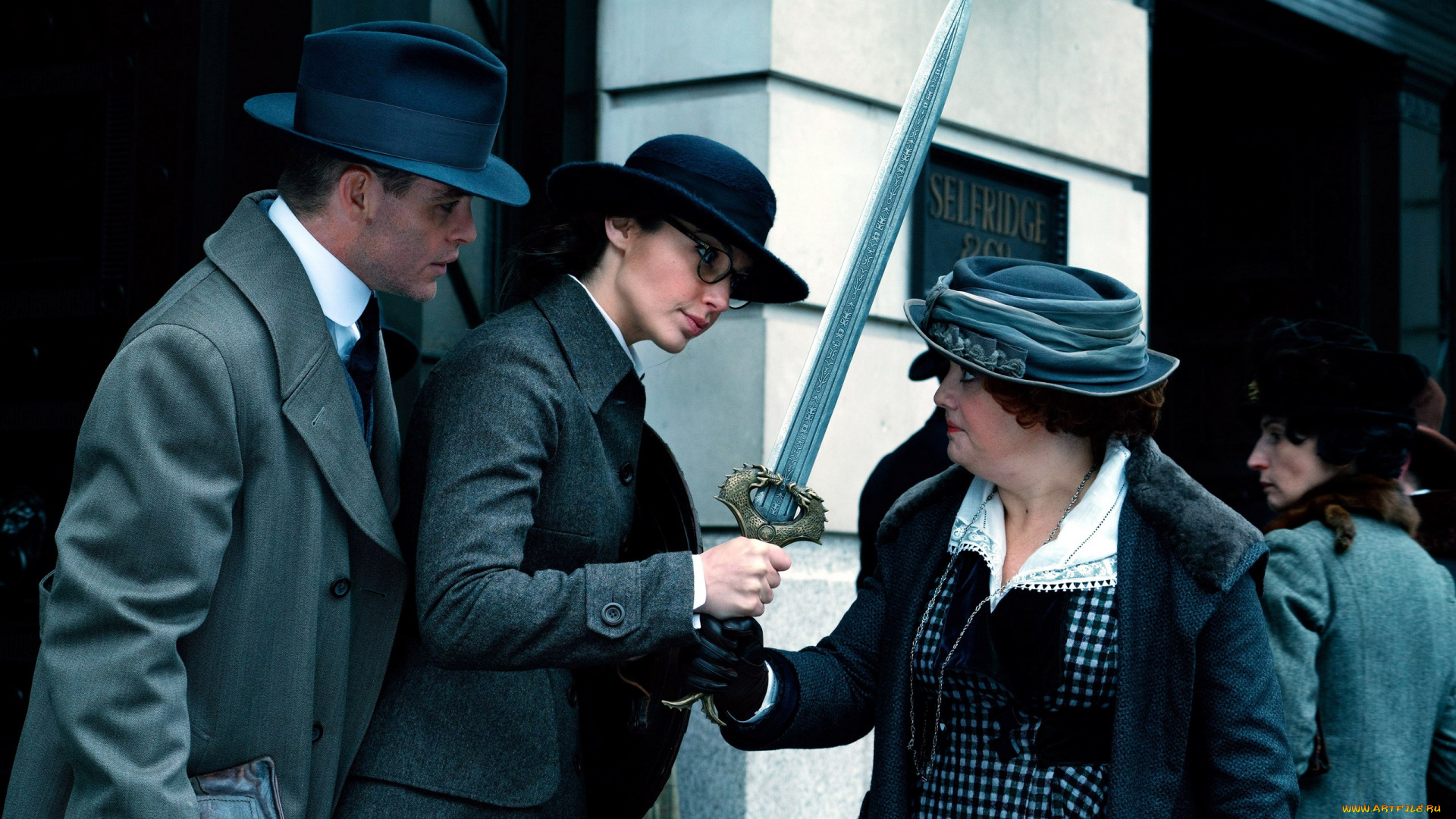 кино, фильмы, wonder, woman, gadot, gal, чудо, женщина, фильм, chris, pine, галь, гадот, меч, шляпа