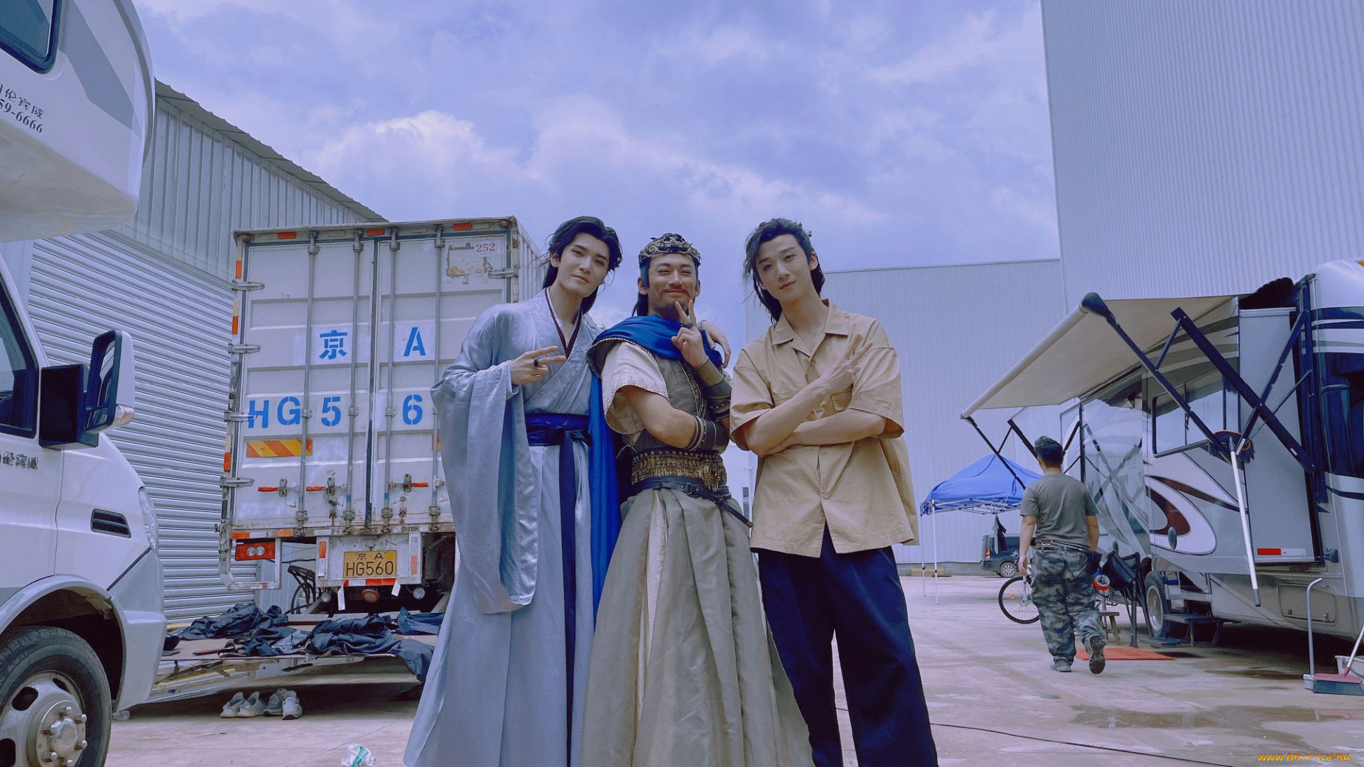 разное, знаменитости, актеры, костюмы, трейлеры