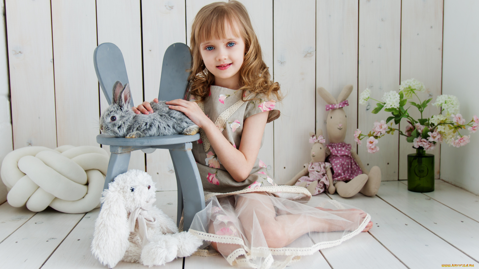 разное, дети, девочка, стул, кролик, игрушки