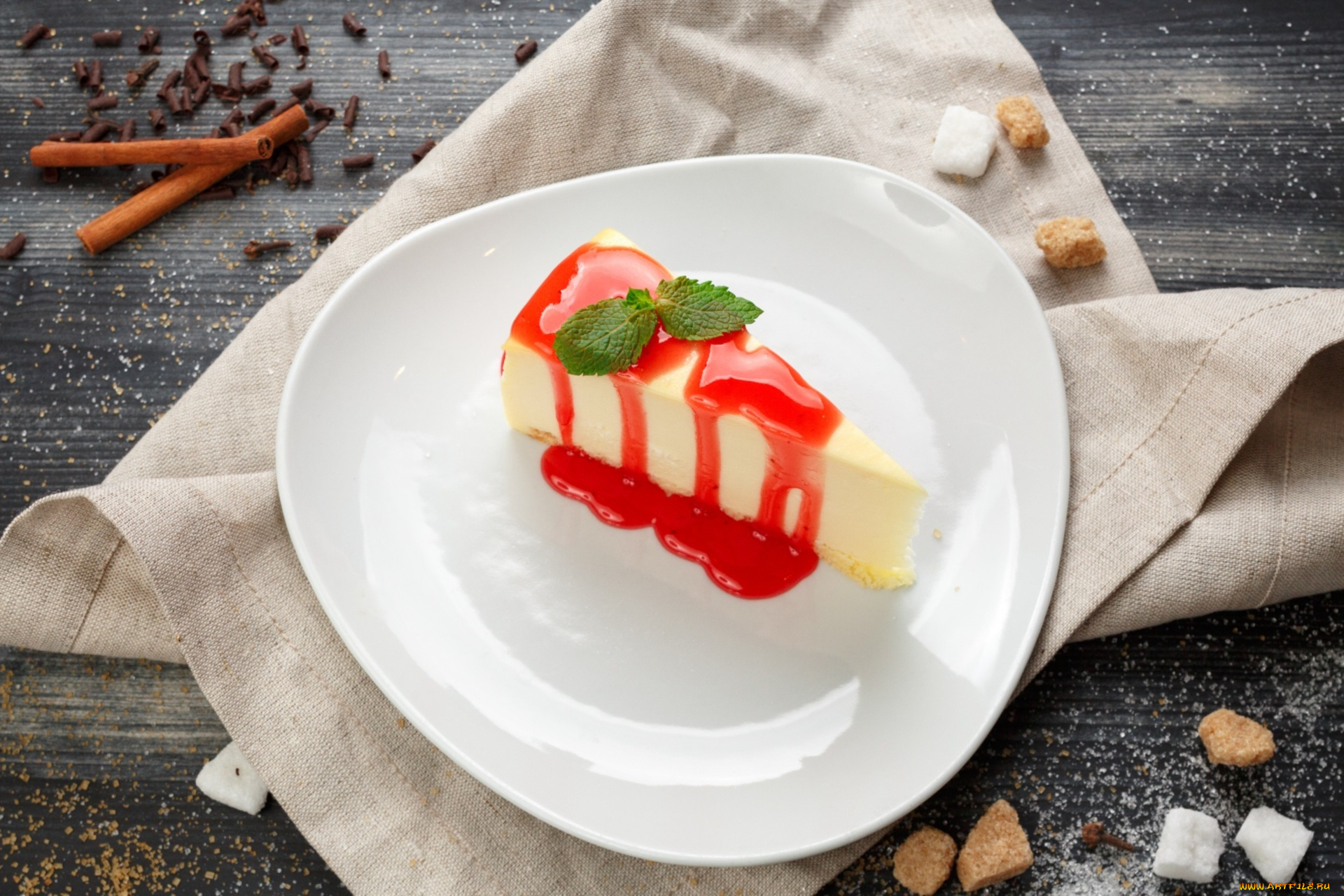 еда, торты, чизкейк, сироп, корица, клубника, десерт