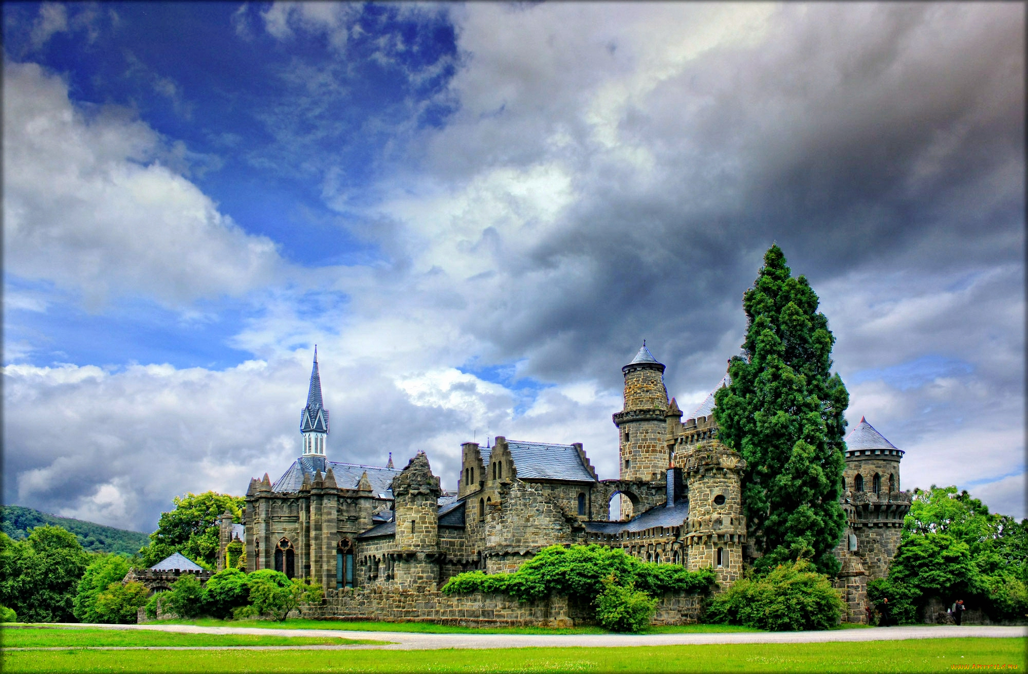 германия, гессен, кассель, города, исторические, архитектурные, памятники, дорога, лес, замок, облака, поле