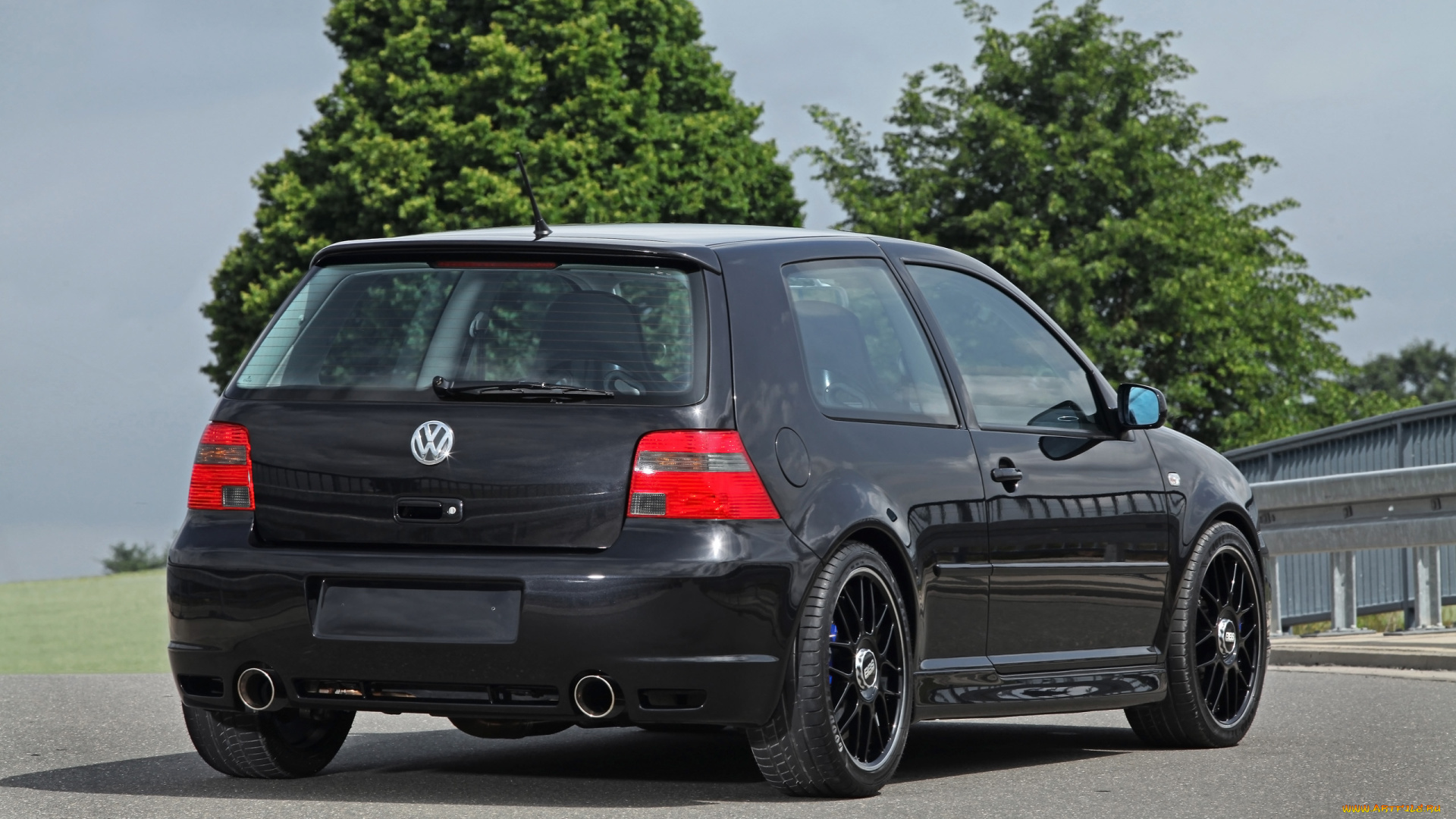 2014-hperformance-volkswagen-golf-iv-r32, автомобили, volkswagen