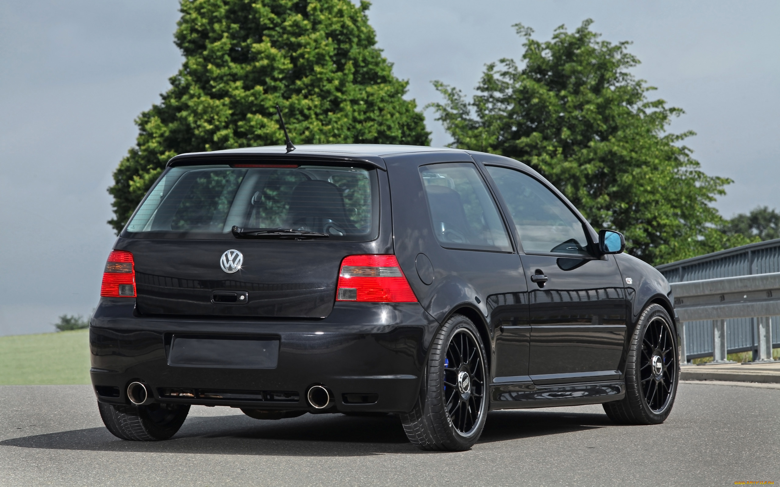 2014-hperformance-volkswagen-golf-iv-r32, автомобили, volkswagen