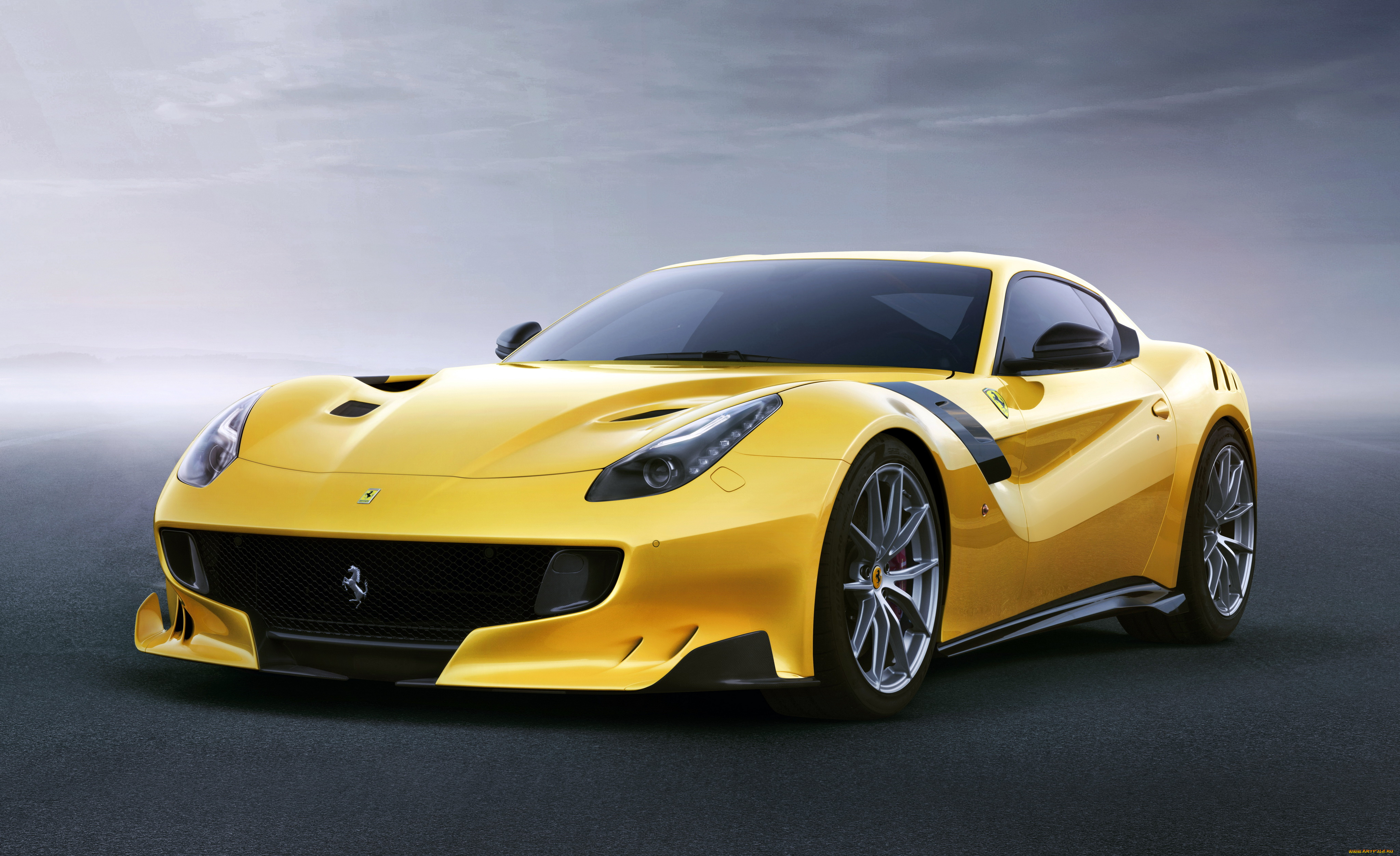 автомобили, ferrari, f12tdf, 2015г, желтый