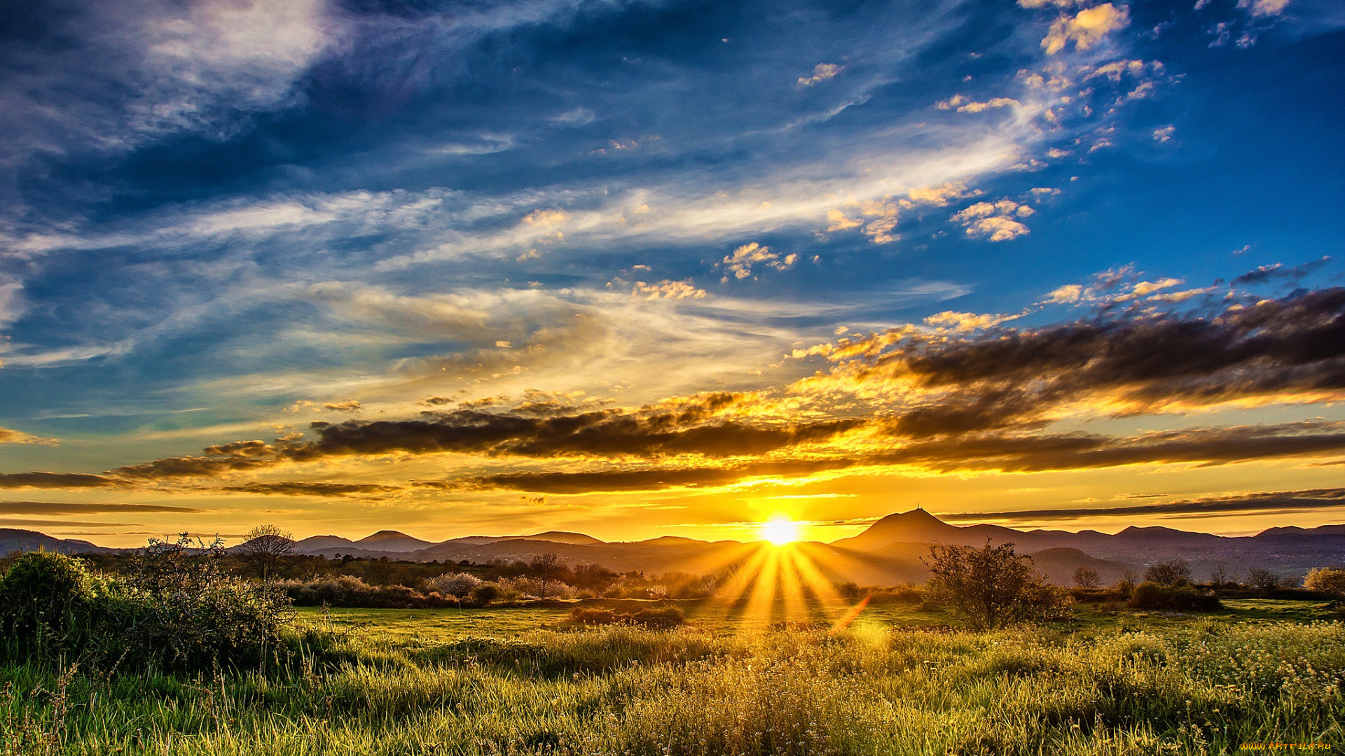 природа, восходы, закаты, закат, горы, лучи, солнца, небо, трава, зелень, облака, поле