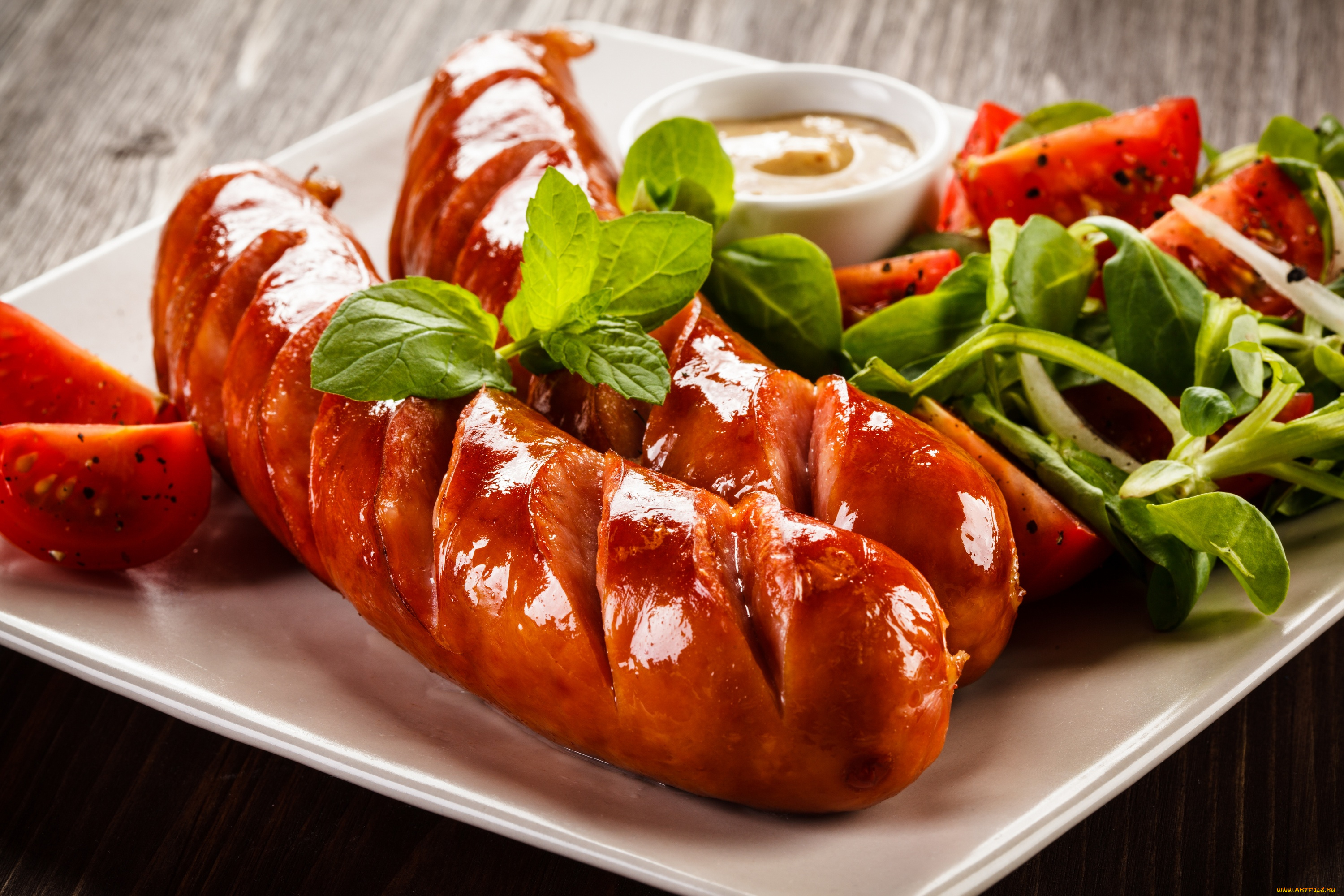 еда, шашлык, , барбекю, сосиски, гриль, зелень, горчица, томат, помидоры