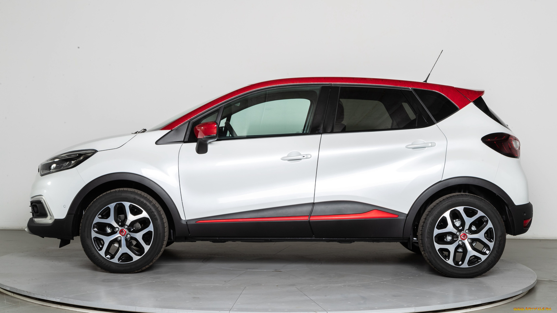 автомобили, renault