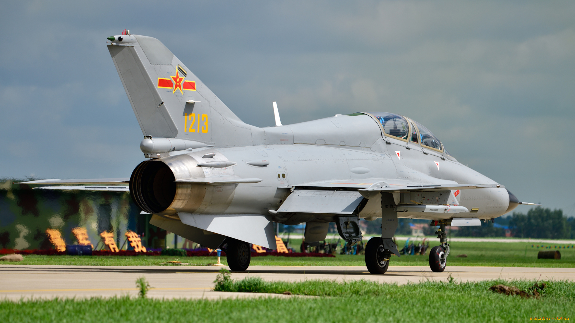 авиация, боевые, самолёты, plaaf, guizhou, jl9, военно, воздушные, силы, военная, машина, самолет, трава, небо, облака, пилот, шлем