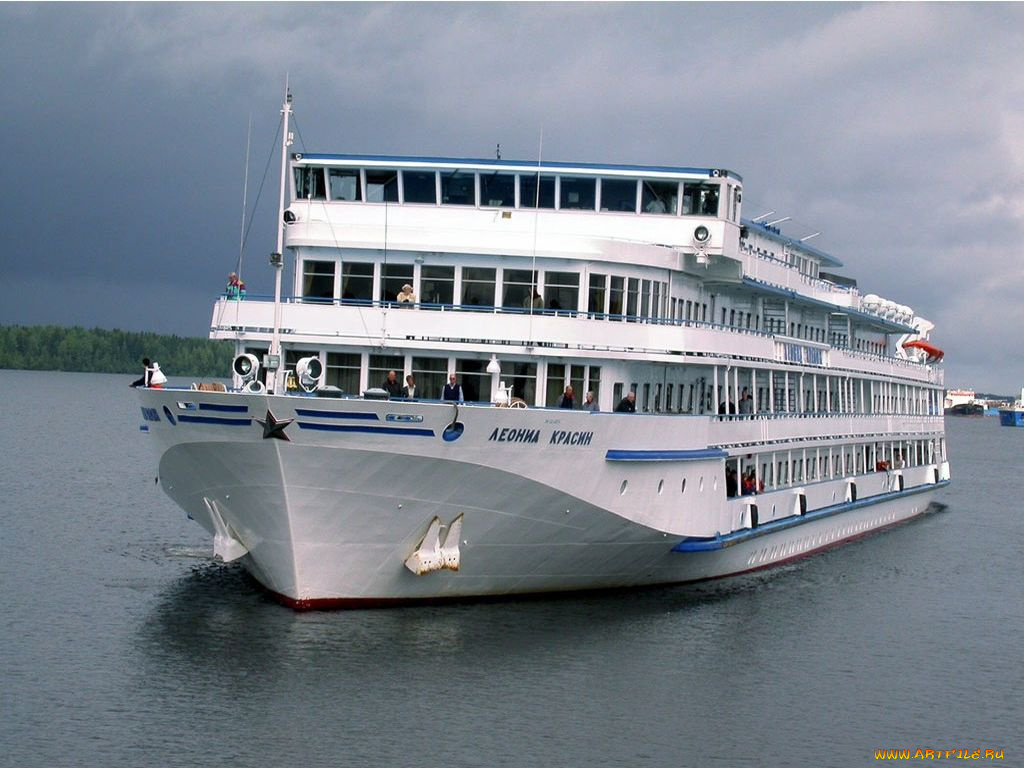 корабли, теплоходы