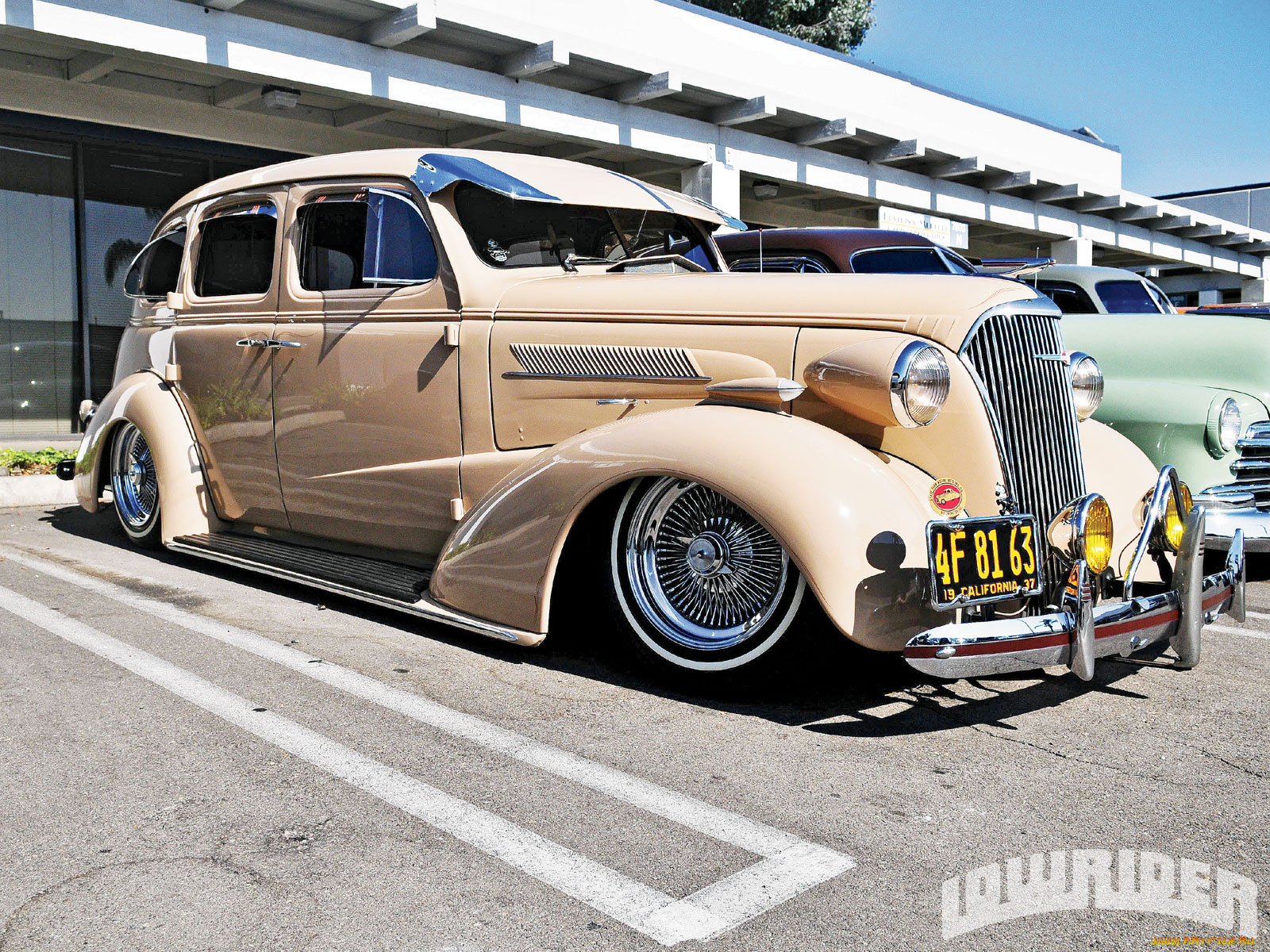 автомобили, выставки, уличные, фото