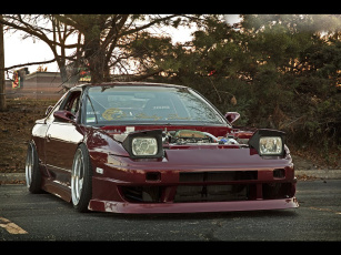 Картинка автомобили nissan datsun