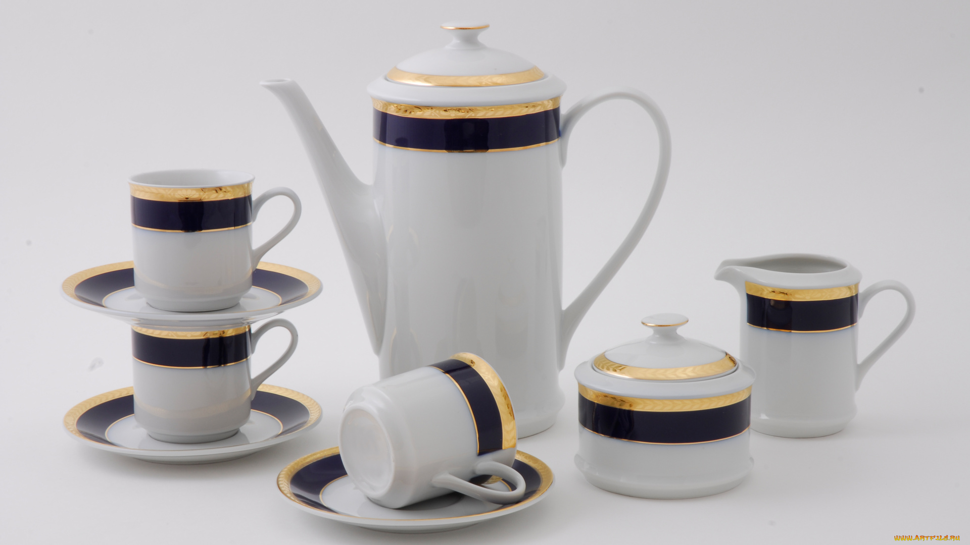 разное, посуда, столовые, приборы, кухонная, утварь, чашки, фарфор, чайник, тарелочки, сервиз