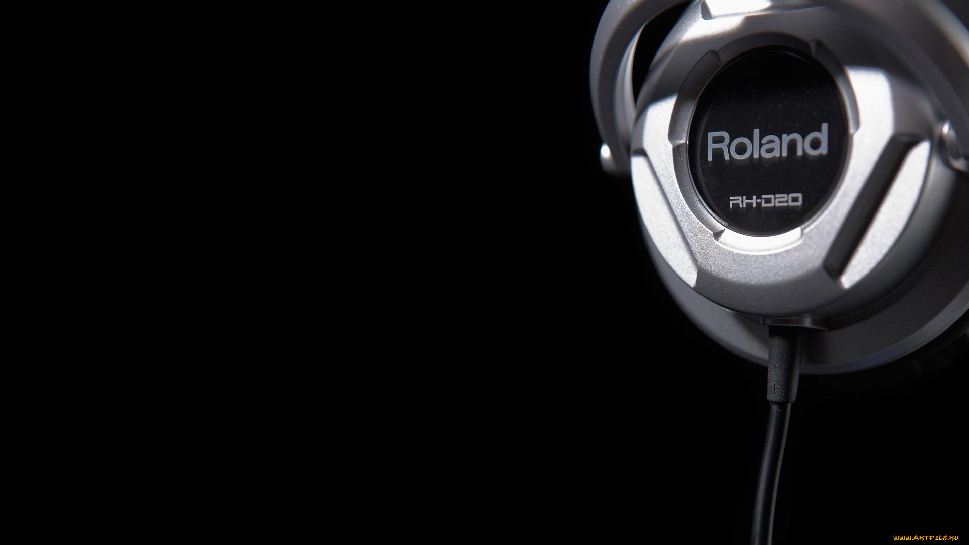 roland, headphones, бренды, другое