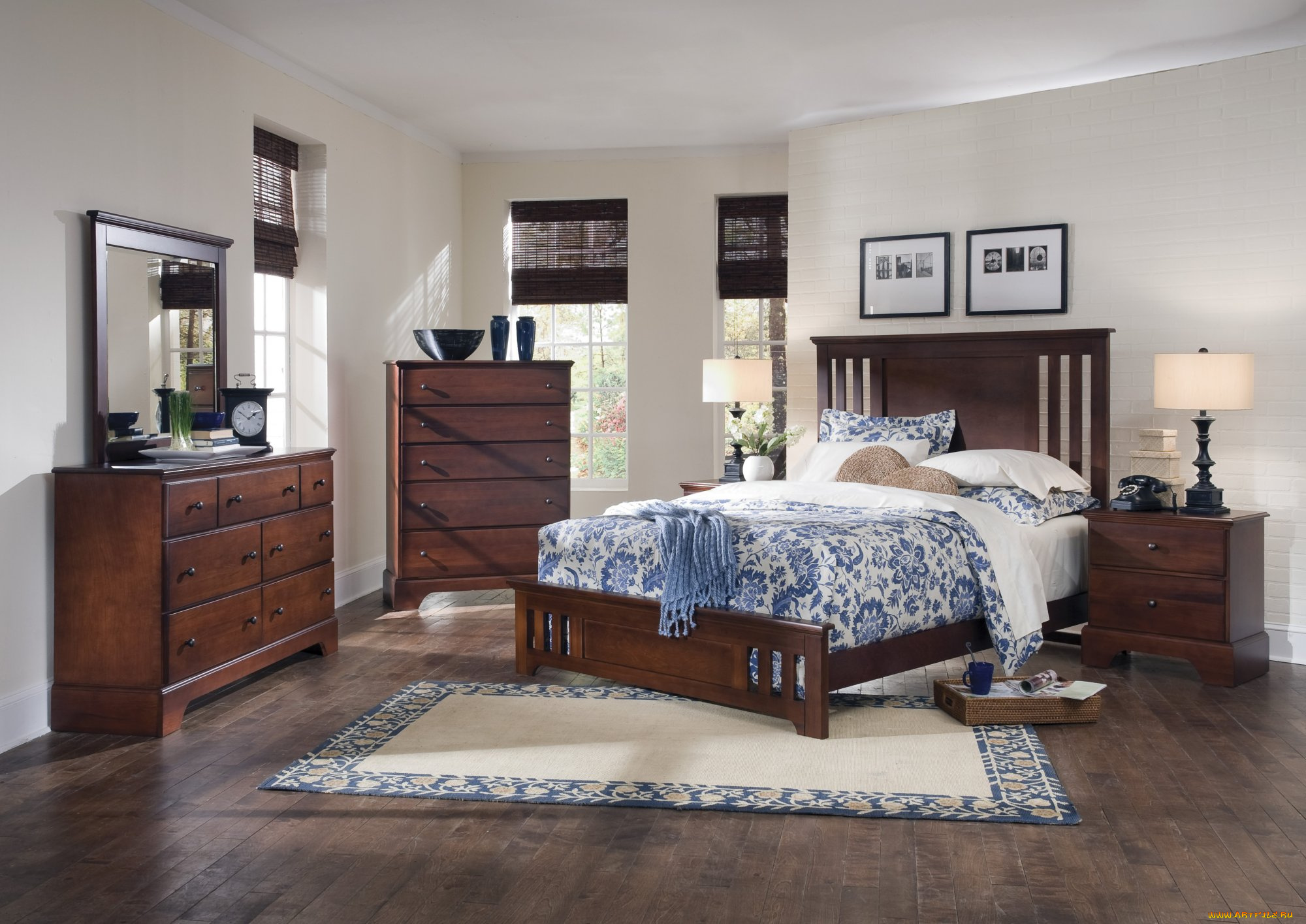 интерьер, спальня, тумбочка, кровать, подушки