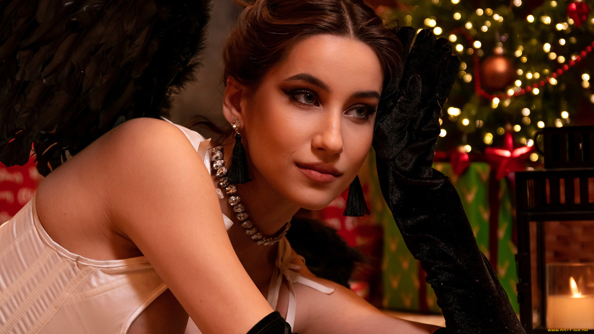 красивая, девушка, девушки, -, брюнетки, , шатенки, девушка, женщина, шатенка, темноволосая, сексуальная, модель, звезда, позирует, разная, обувь, верхняя, стильная, одежда, нижнее, эротическое, бельё, трусы, лифчик, колготки, чулки, аксессуары, макияж, и, множество, элементов, на, фотографии