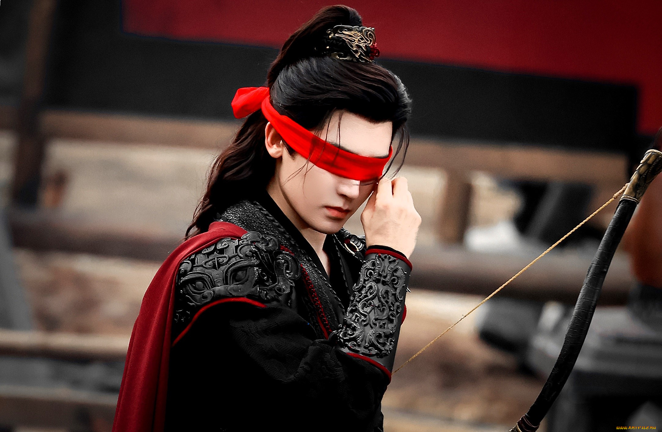 bird, bone, кино, фильмы, парень, повязка, наряд, лук