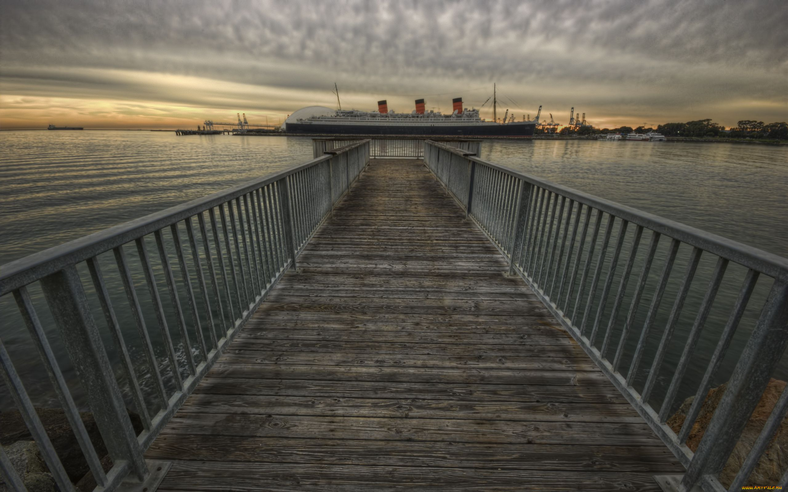 корабли, лайнеры