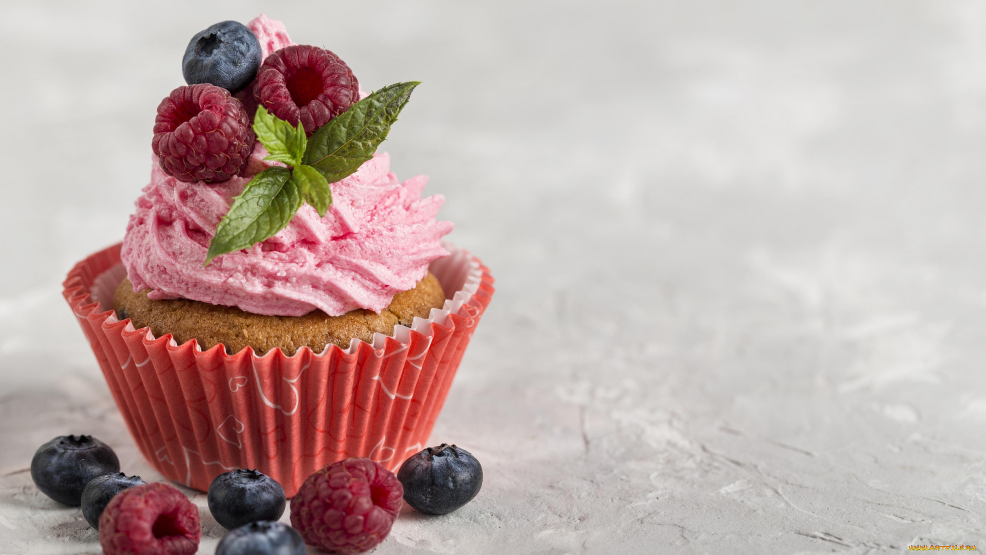 еда, пирожные, , кексы, , печенье, капкейк, кекс, крем, ягоды, малина, черника