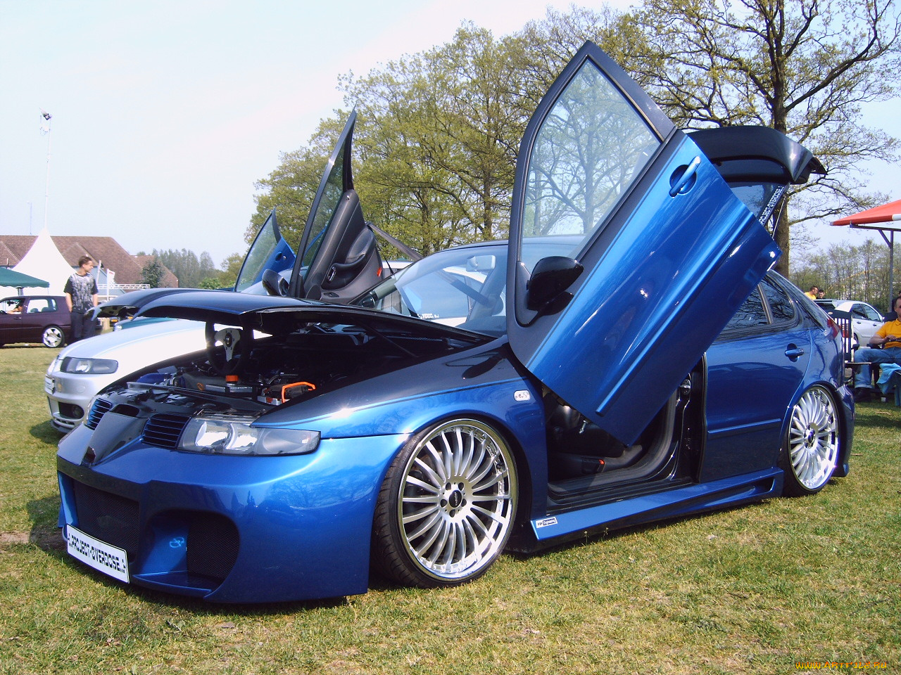 автомобили, seat