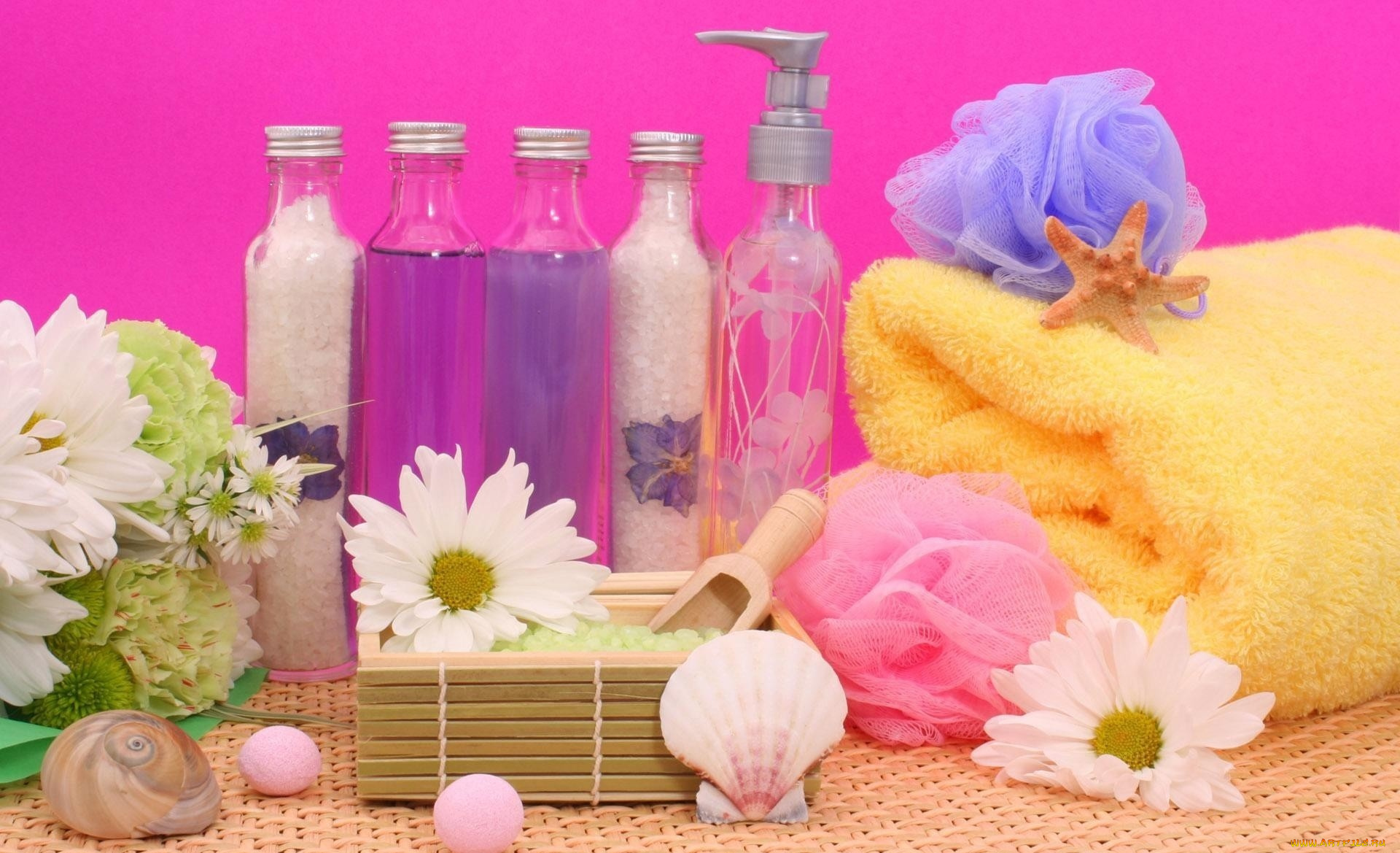 разное, косметика, , духи, соль, полотенце, бутылки