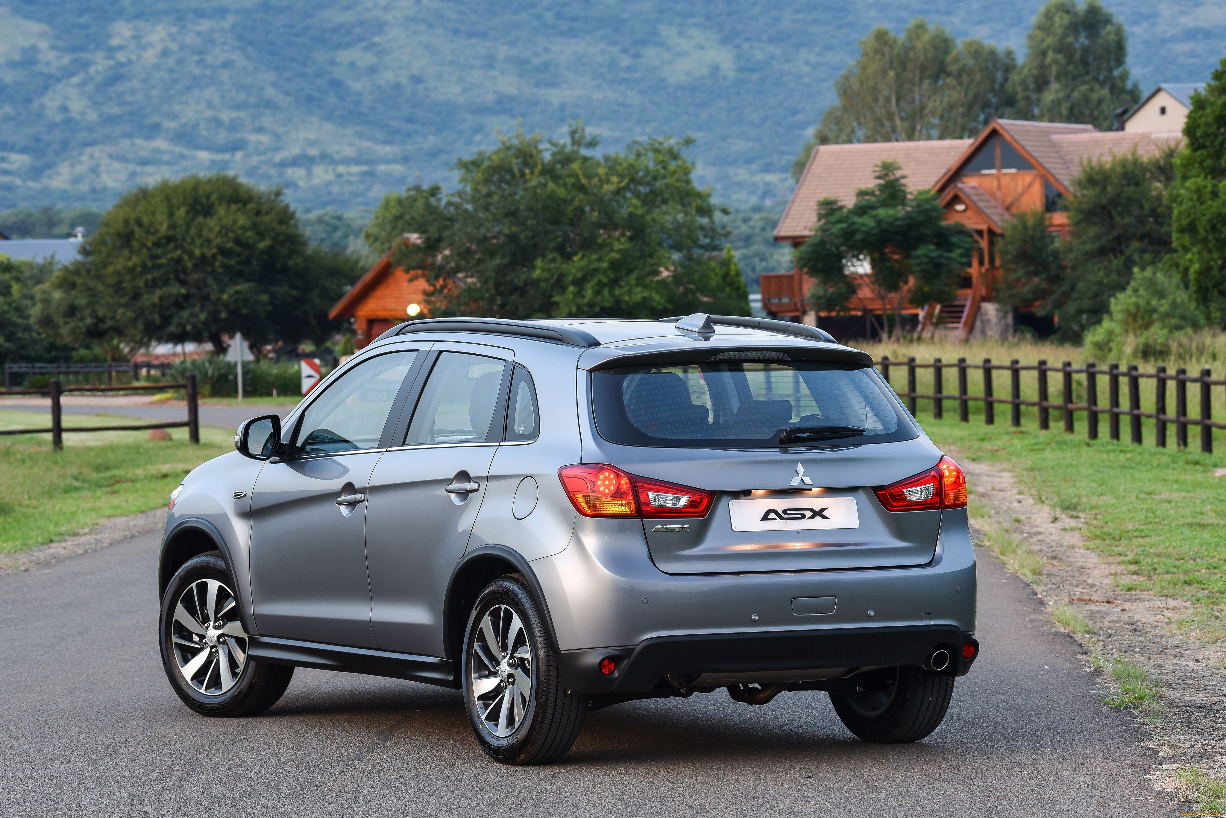 автомобили, mitsubishi