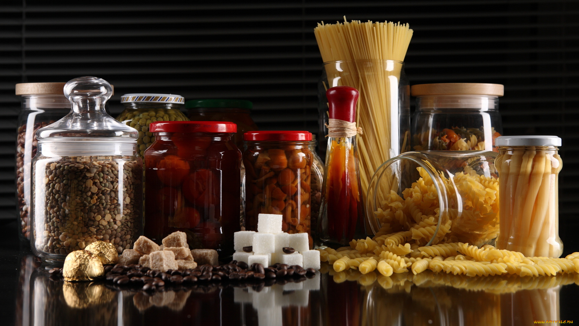 еда, разное, сахар, конфеты, спаржа, макароны, консервация