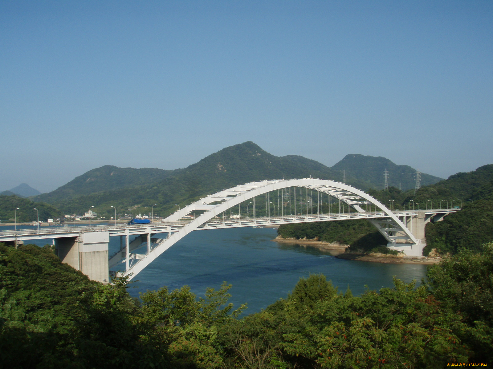 города, мосты