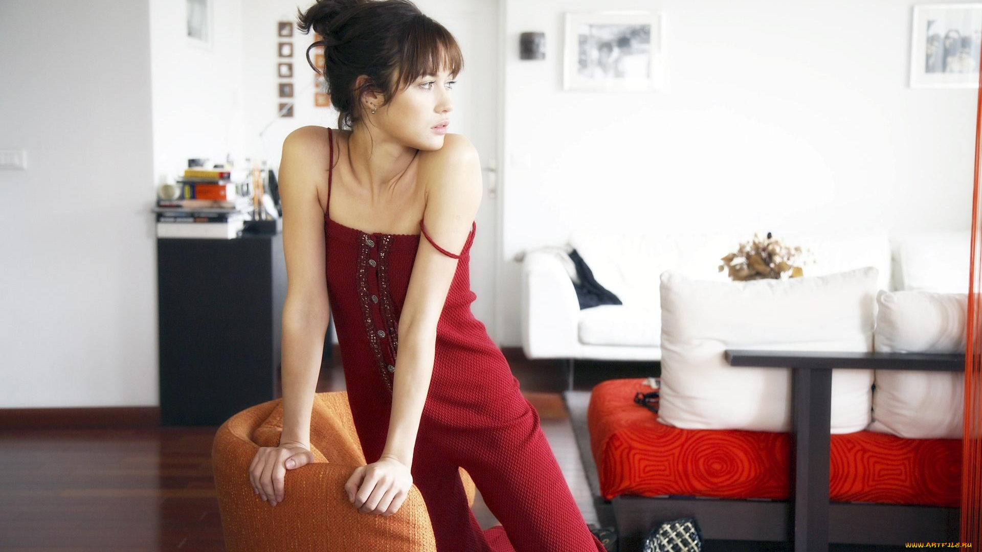 Olga, Kurylenko, девушки