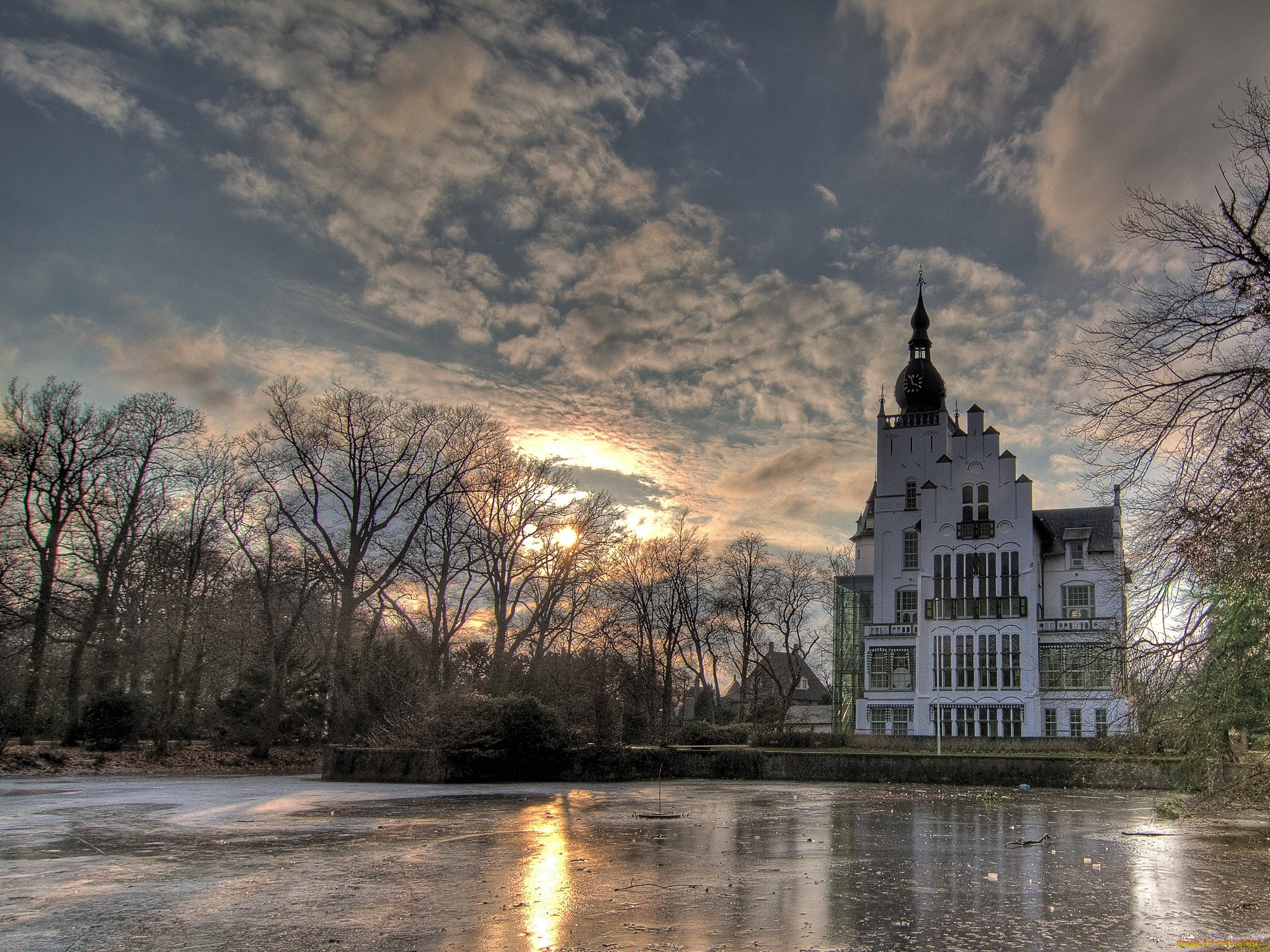 города, дворцы, замки, крепости