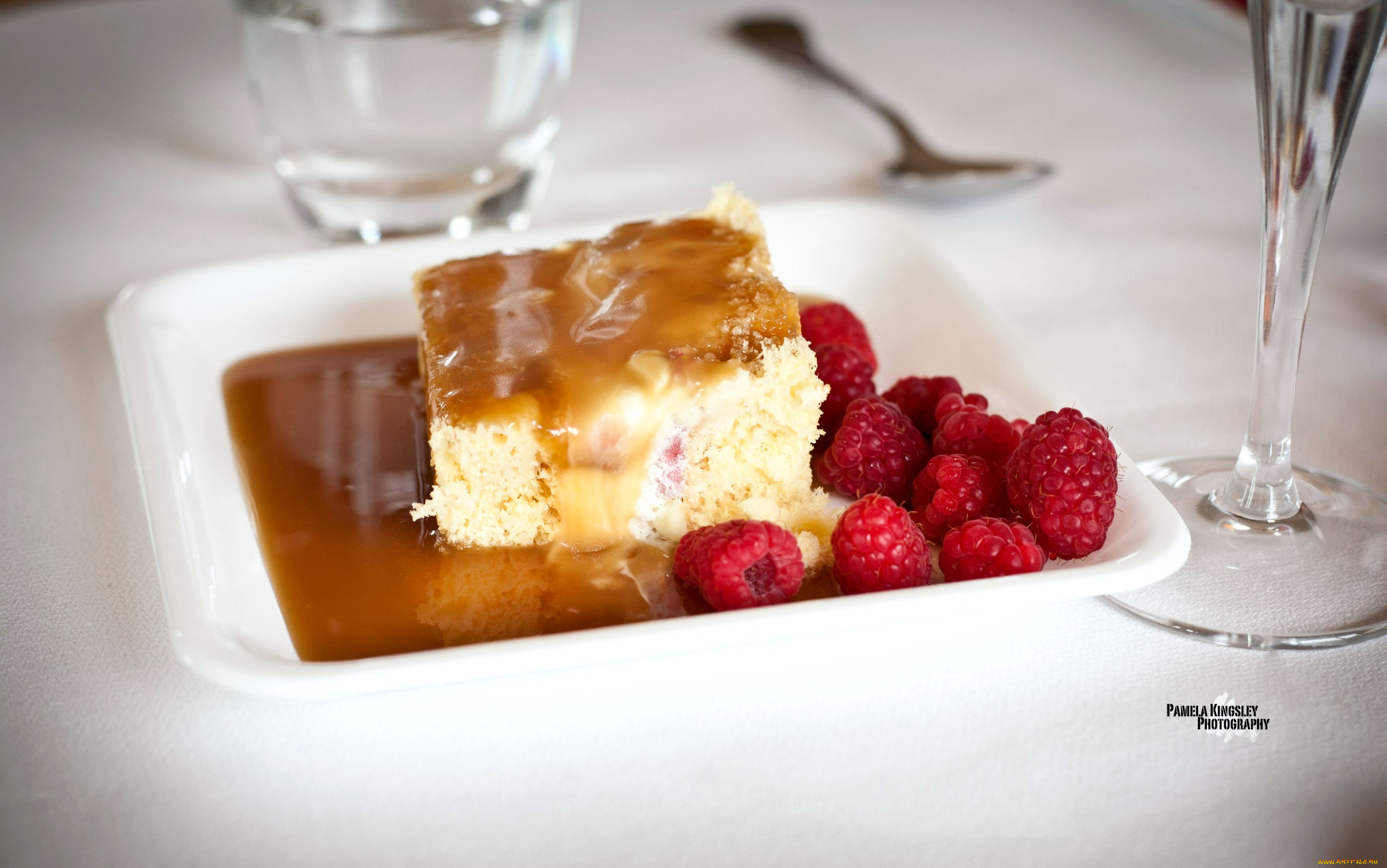 еда, пирожные, кексы, печенье, пирожное, малина, карамель