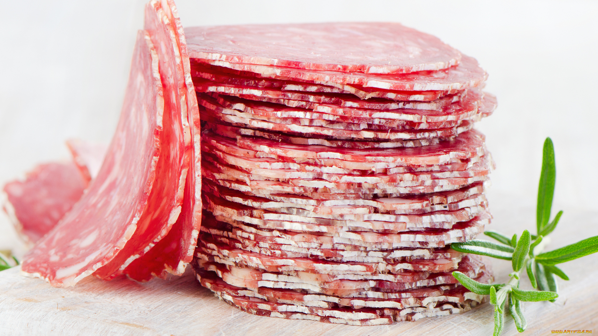 еда, колбасные, изделия, фон, доска, перец, горошек, ломтики, колбасы, колбасные, изделия