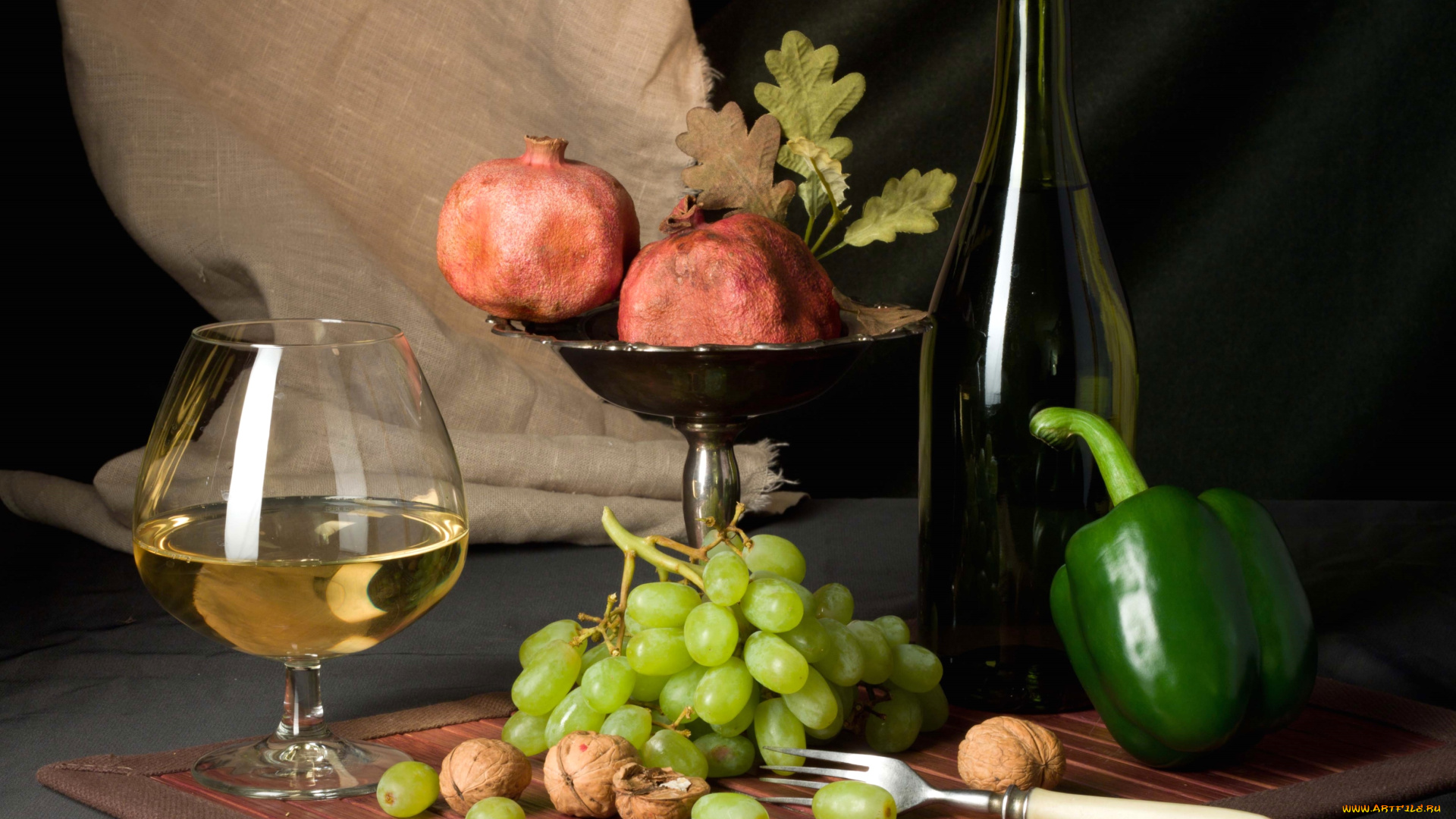 еда, натюрморт, орехи, гранат, вино, виноград