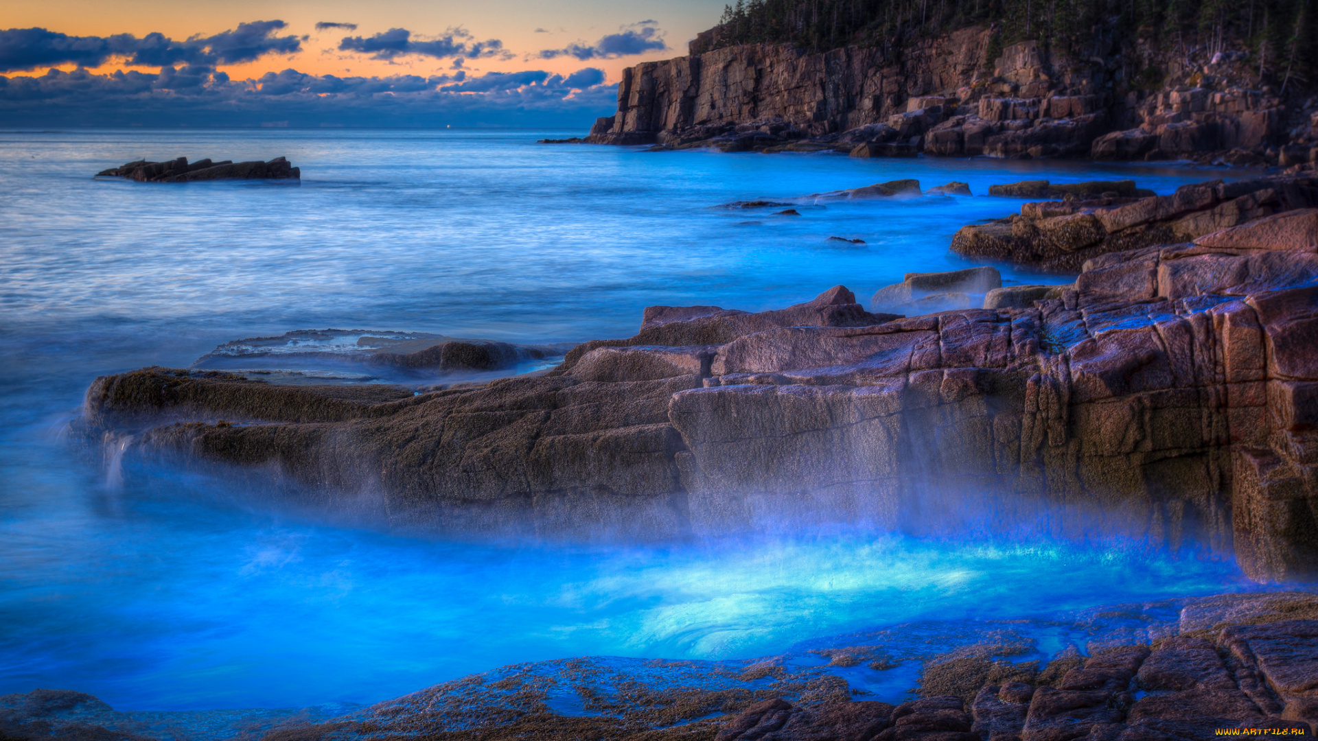 природа, побережье, океан, лес, тучи, скалы, камни, бухта, волны