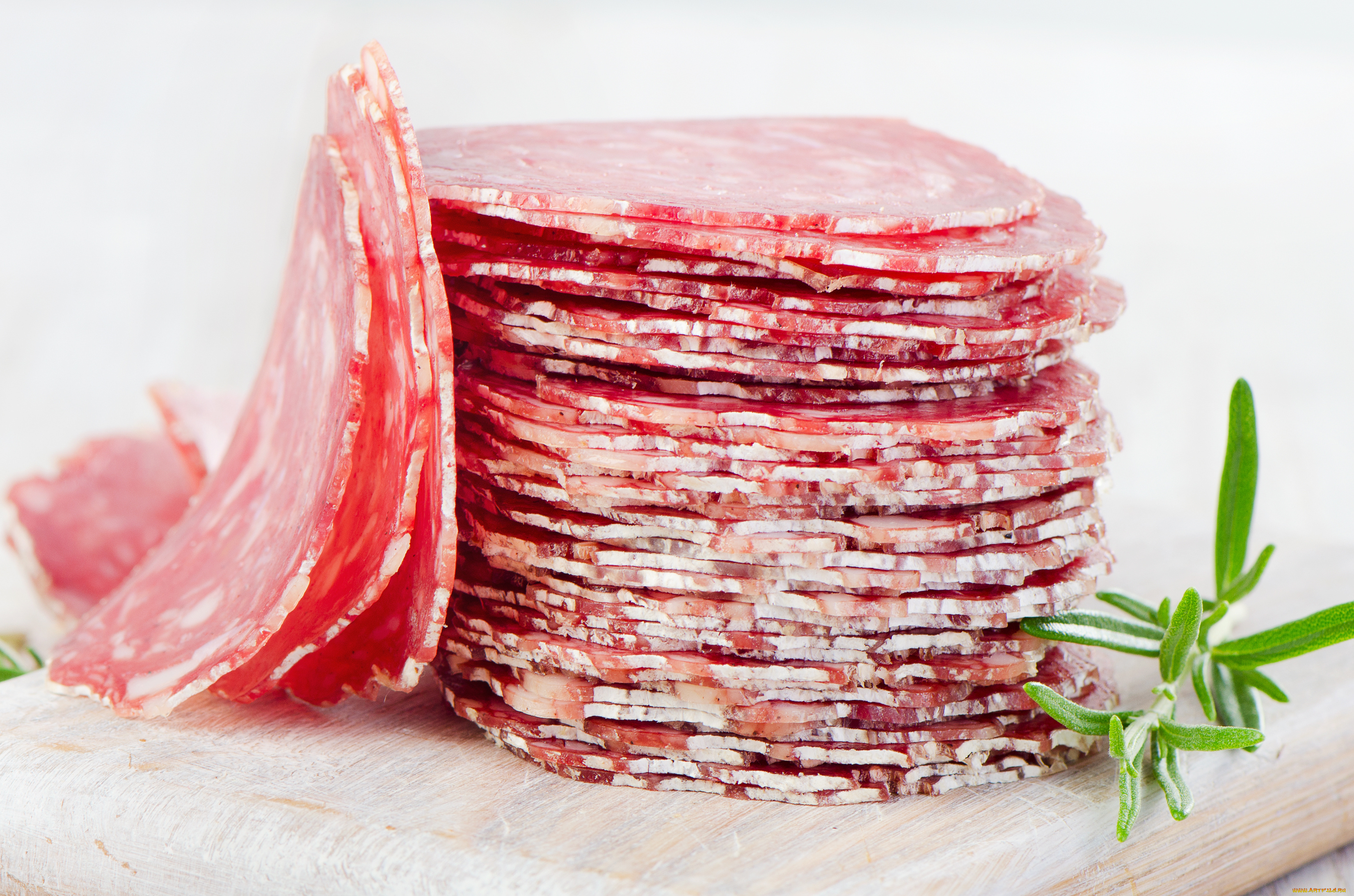 еда, колбасные, изделия, фон, доска, перец, горошек, ломтики, колбасы, колбасные, изделия