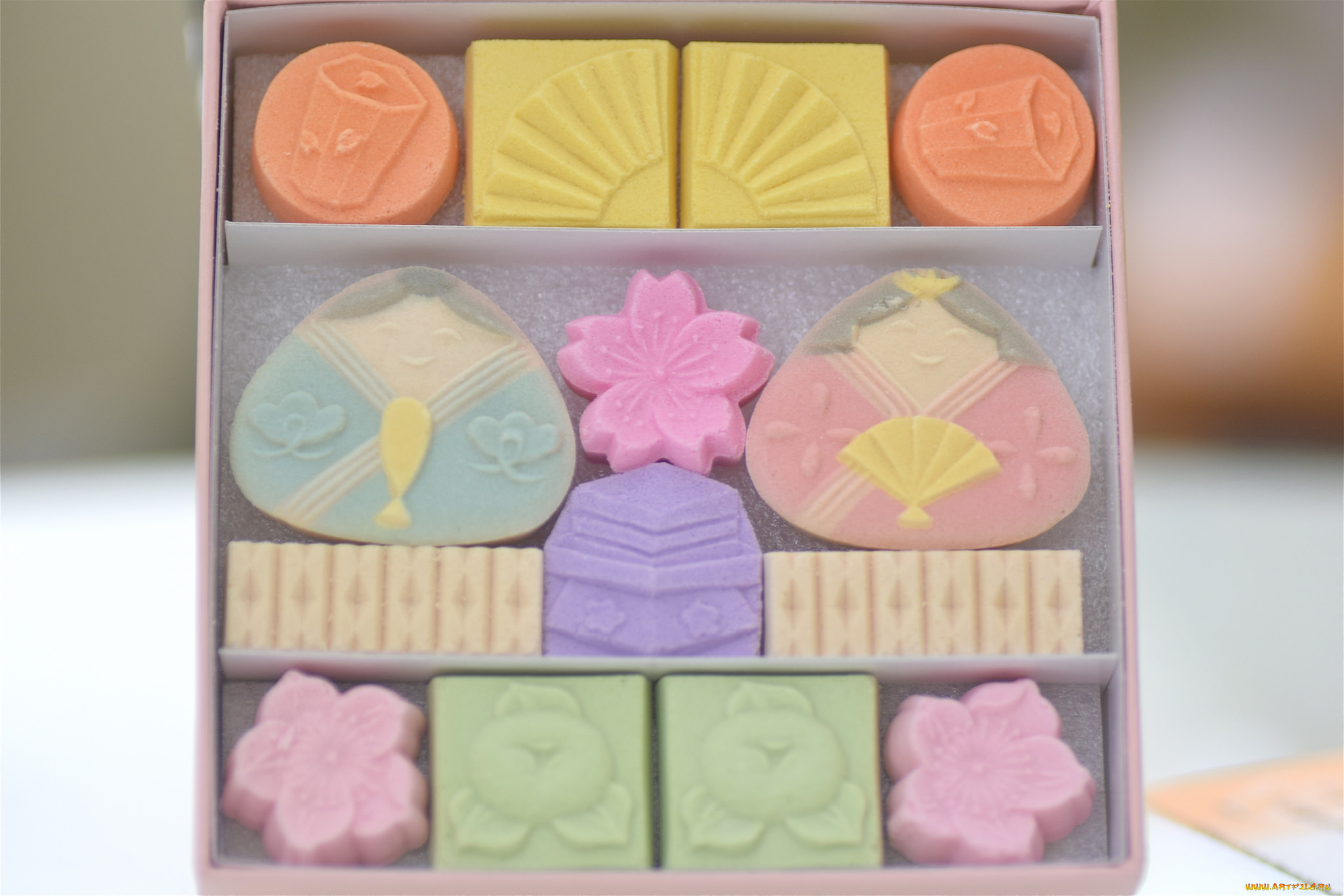 разное, косметические, средства, , духи, фигурки, мыло