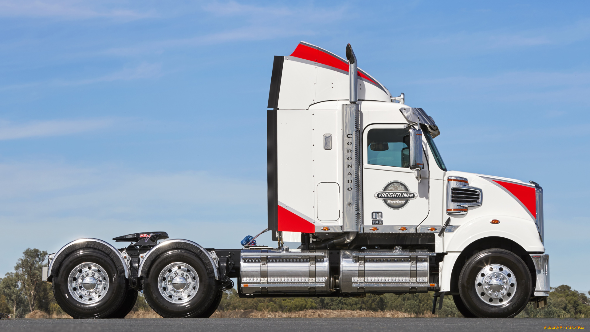 автомобили, freightliner