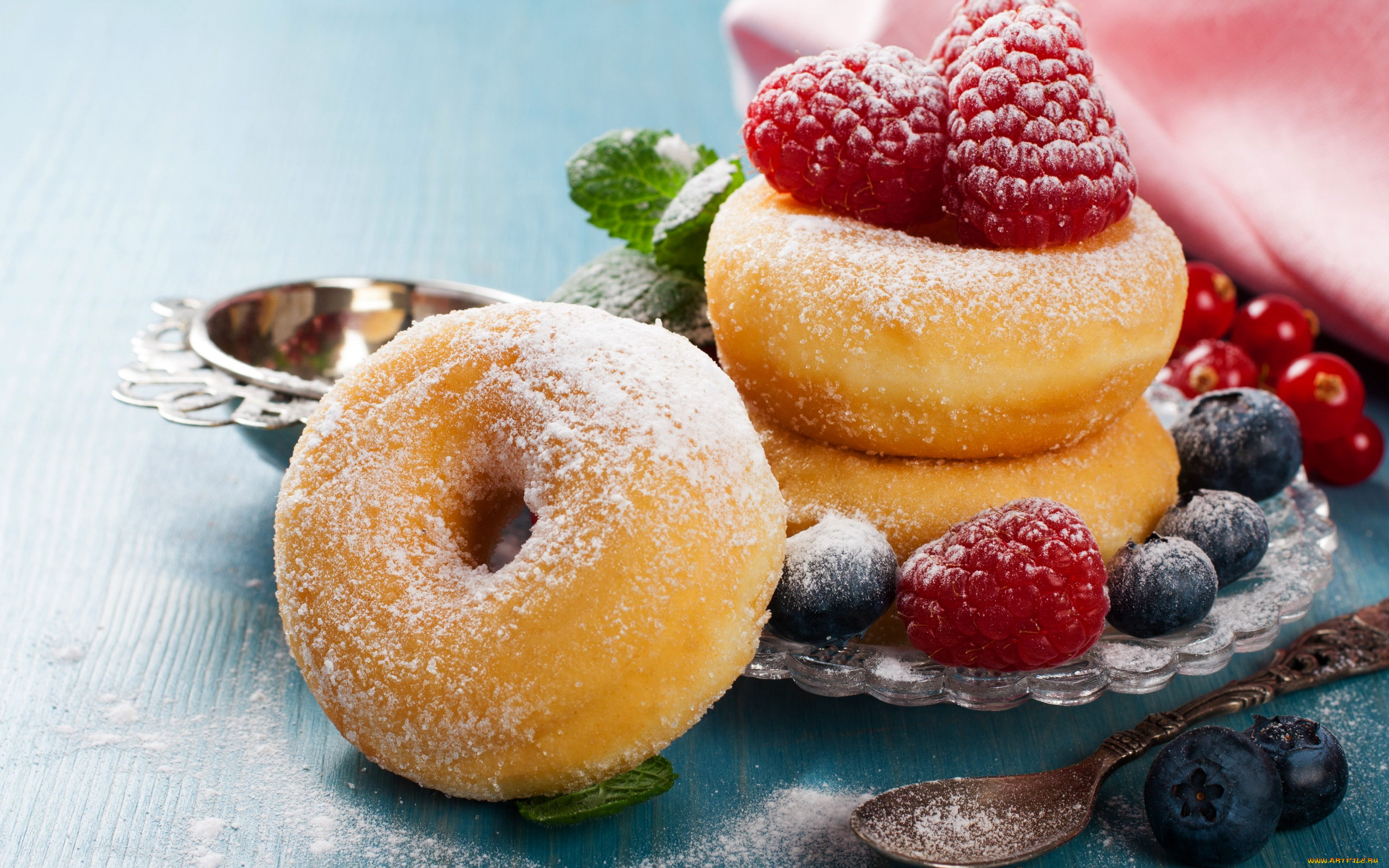 еда, хлеб, , выпечка, пончики, малина, черника