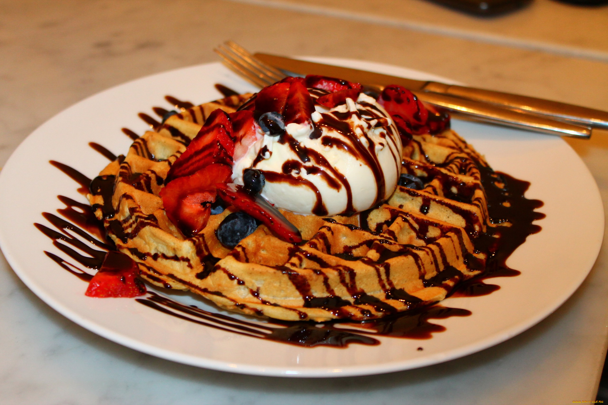 еда, мороженое, , десерты, клубника, десерт, лакомство