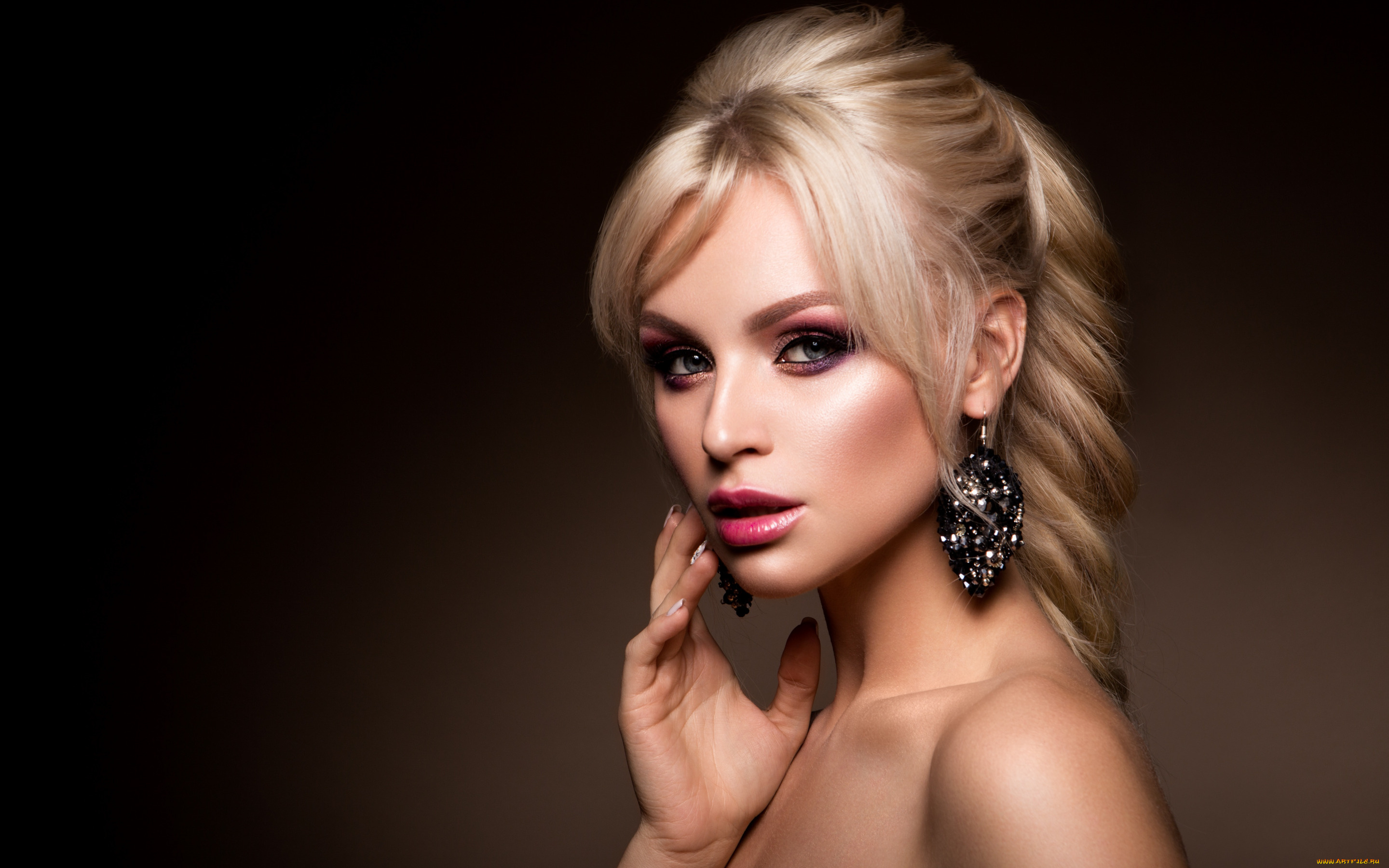девушки, -, лица, , портреты, девушка, портрет, макияж, прическа, блондинка, girl, woman, hair, фотомодель, makeup, korabkova