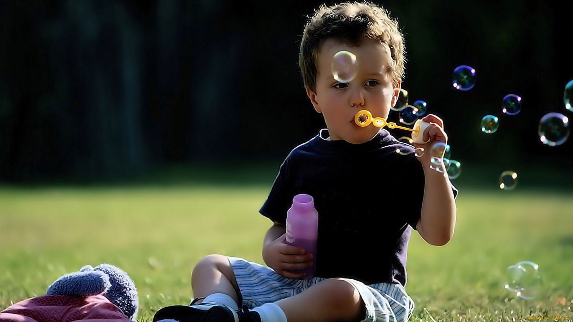 разное, люди, мальчик, лужайка, мыльные, пузыри
