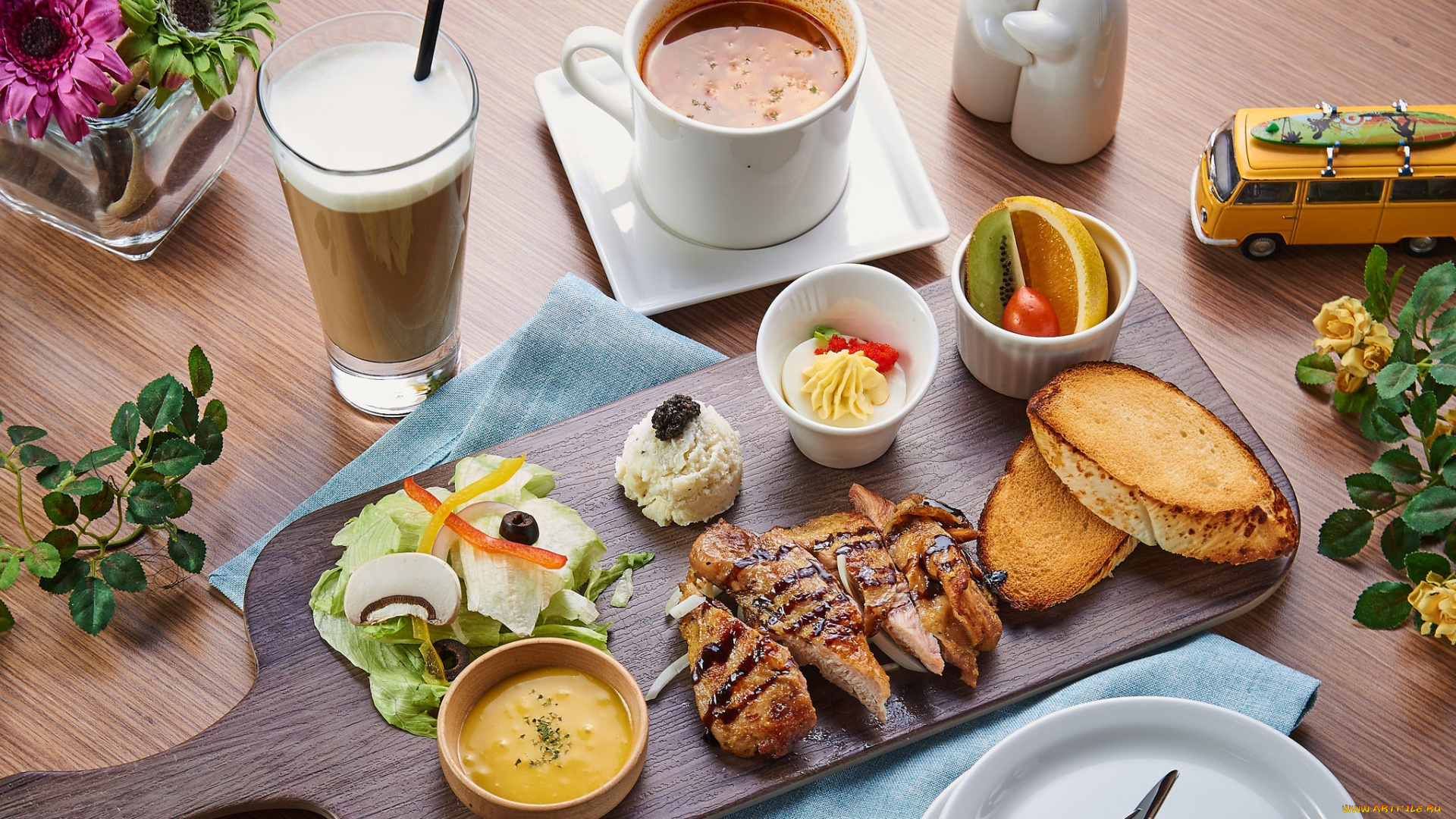 еда, разное, кофе, салат, фрукты, мясо, соус, завтрак