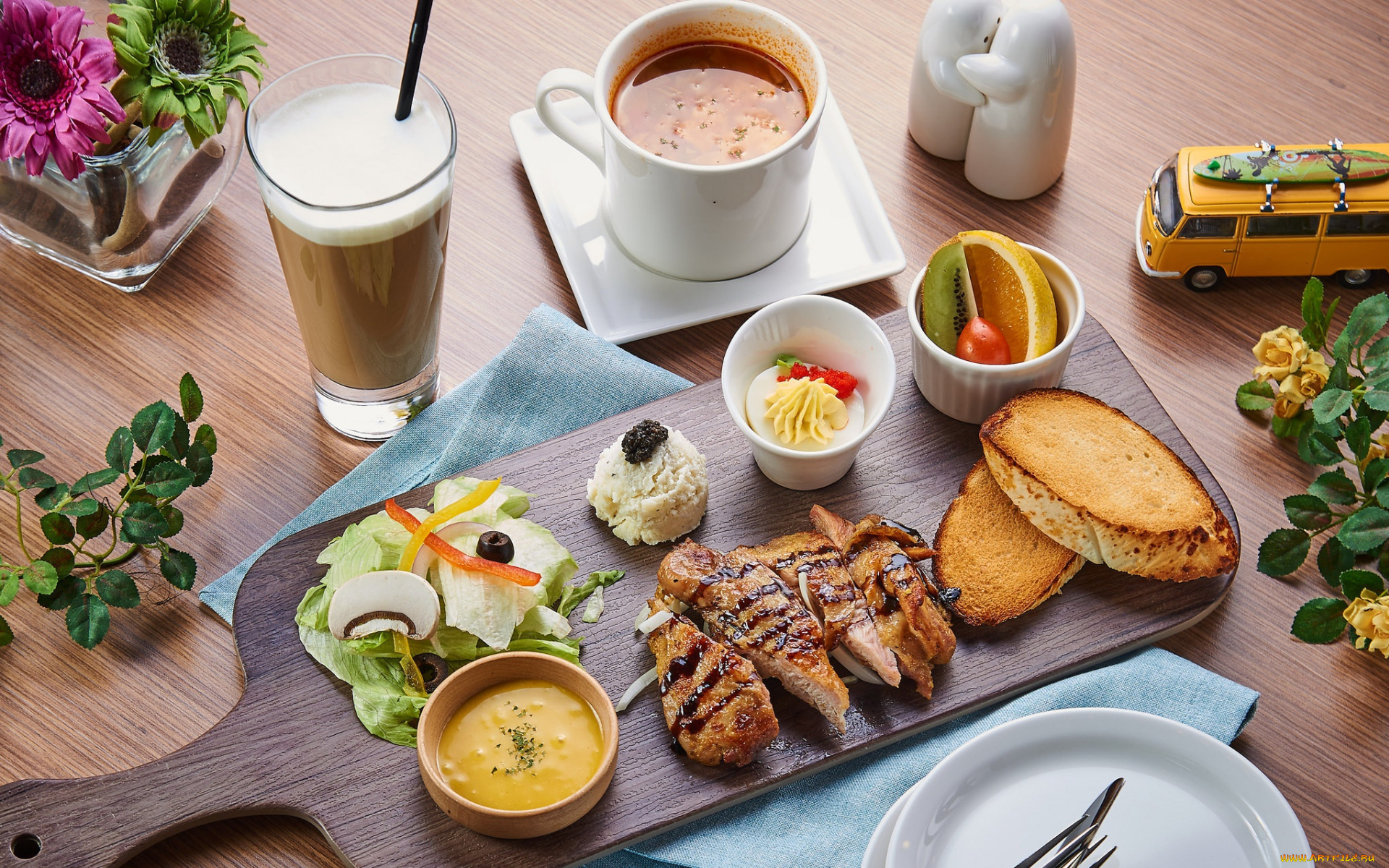 еда, разное, кофе, салат, фрукты, мясо, соус, завтрак