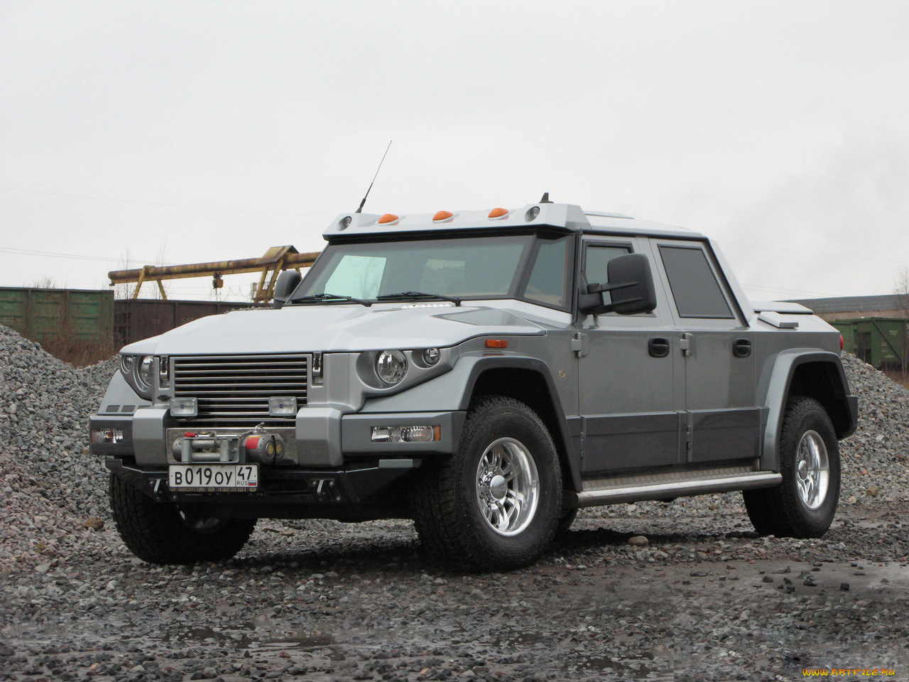 автомобили, combat