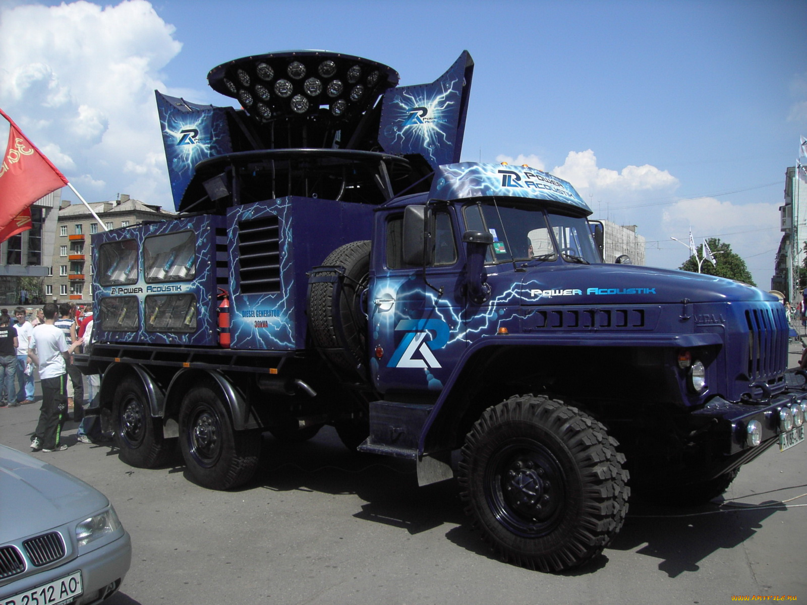 автомобили, урал