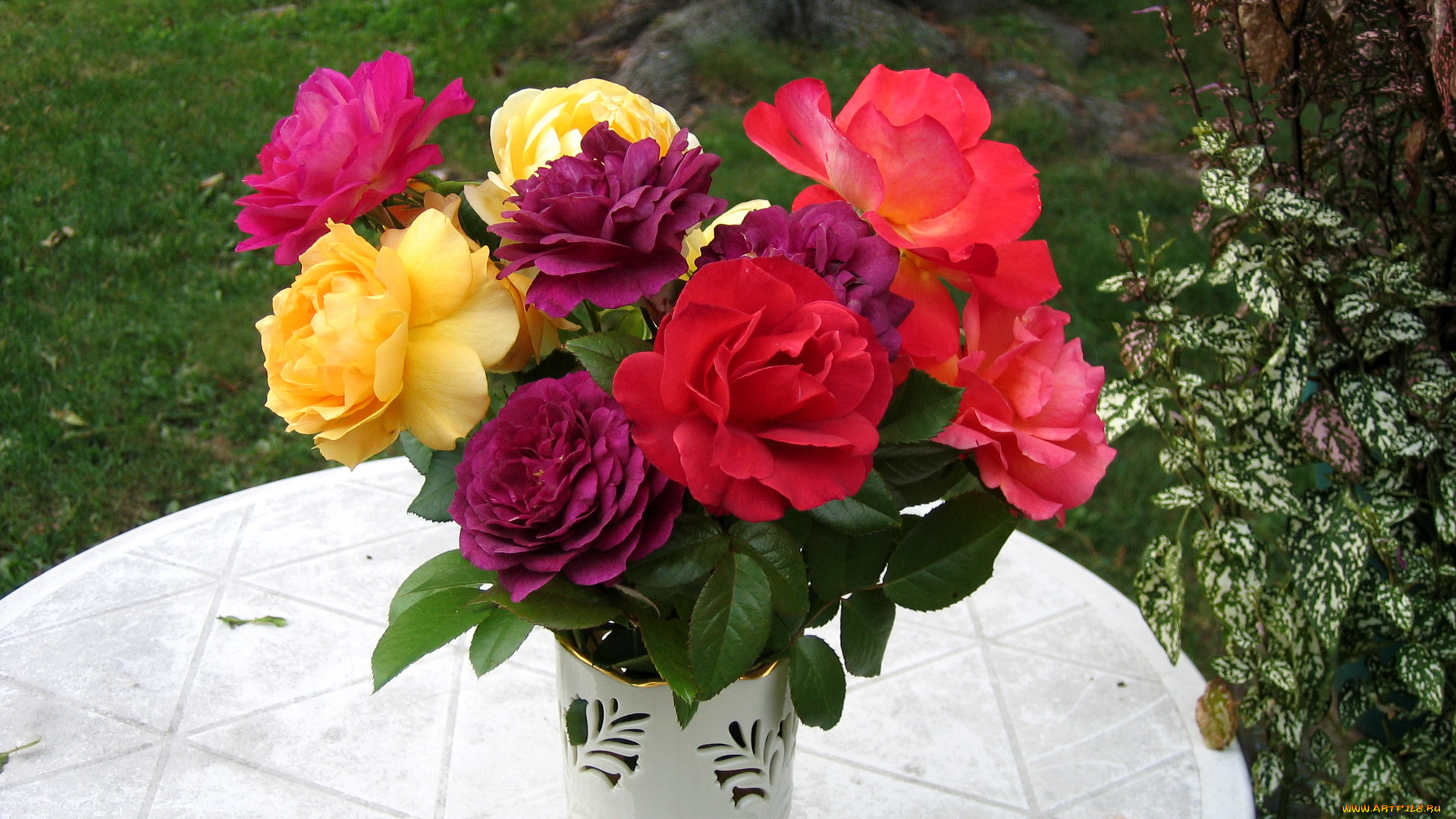 цветы, букеты, композиции, трава, стол