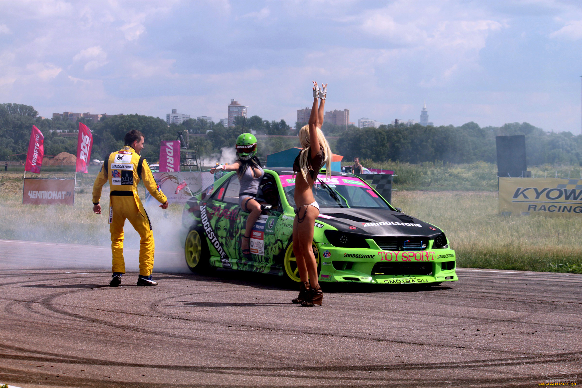 автомобили, авто, девушками