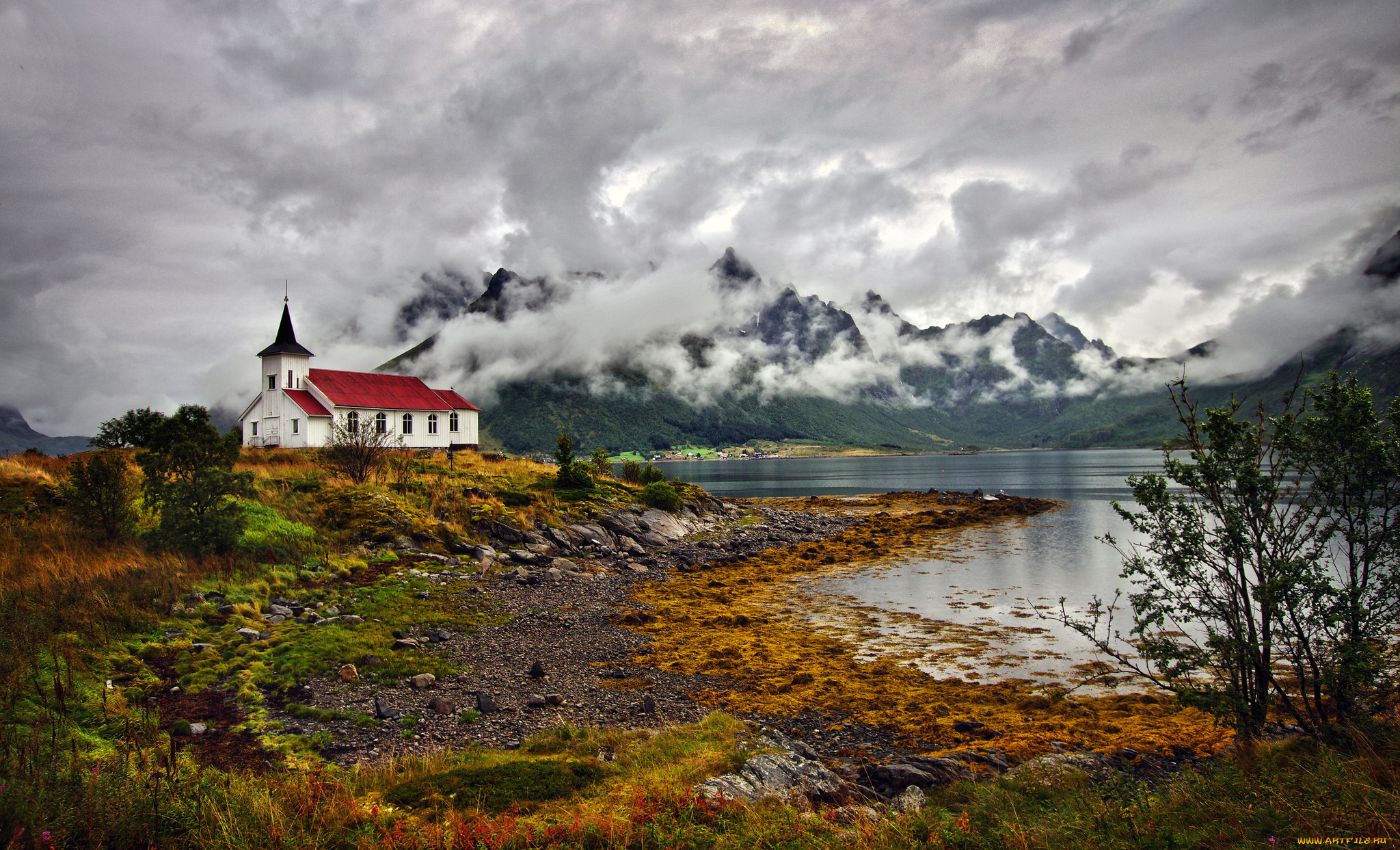sildpollnes, church, on, lofoten, islands, in, north, norway, города, -, католические, соборы, , костелы, , аббатства, церковь, горы
